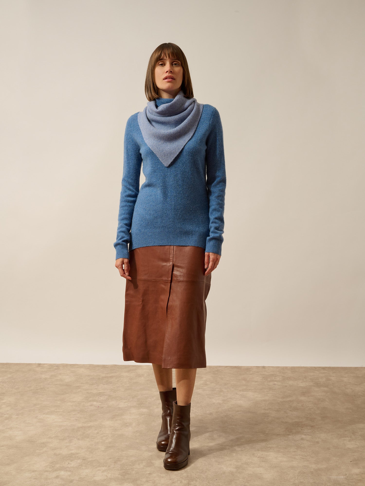 LIMA écharpe triangle avec franges 4 fils sky chiné