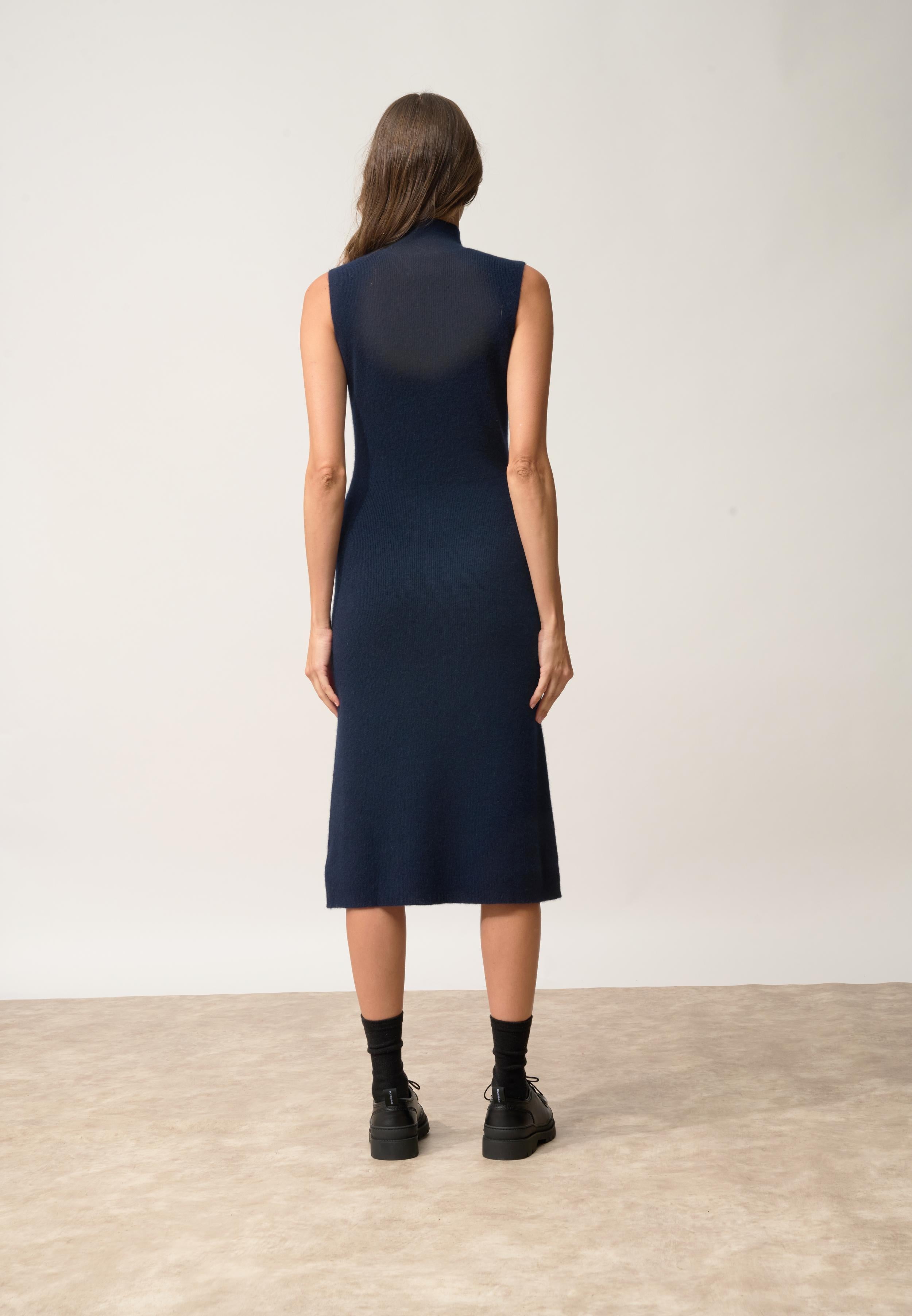 LOLA dress high collar navy