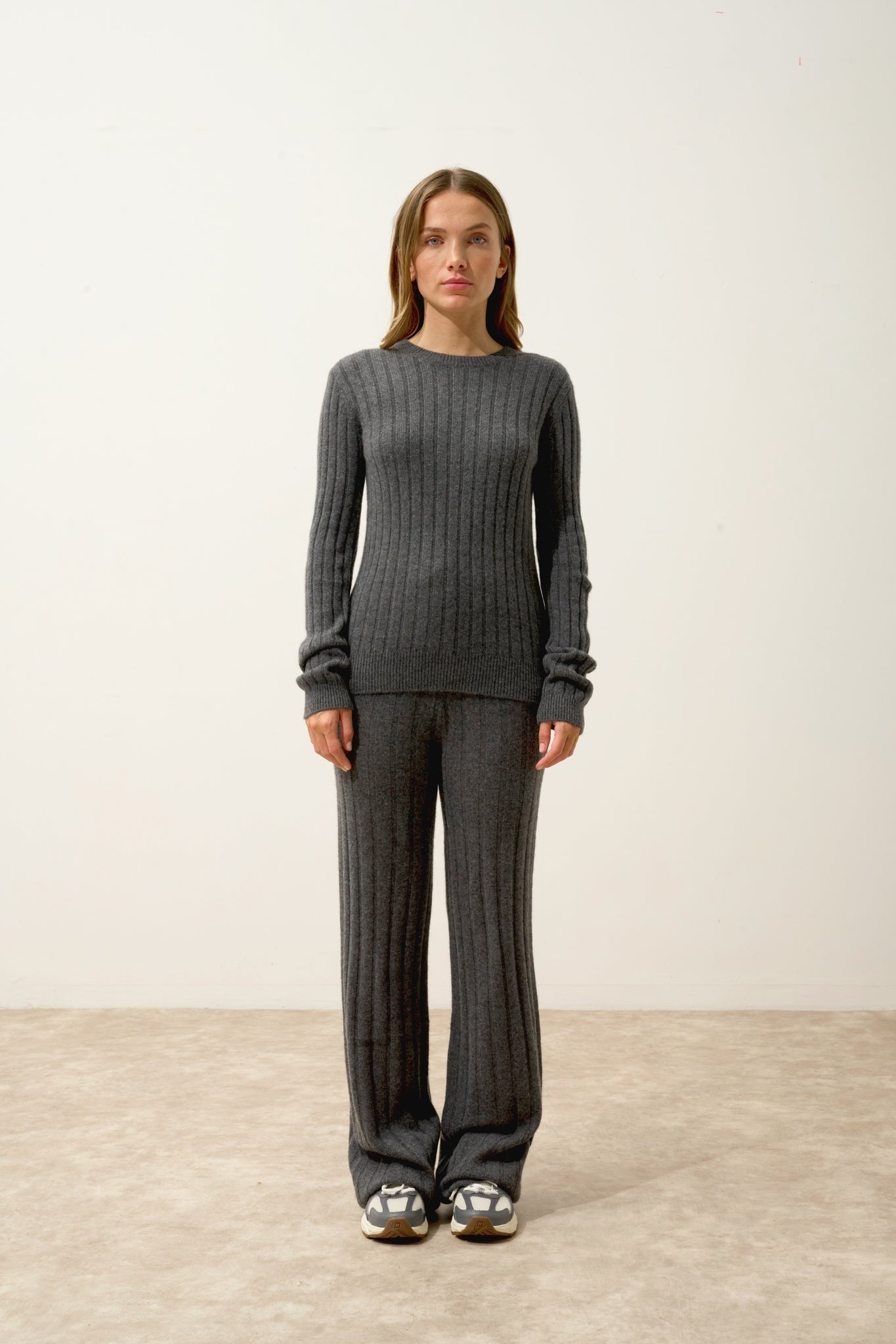 LORANA pull col rond 4 fils anthracite chiné