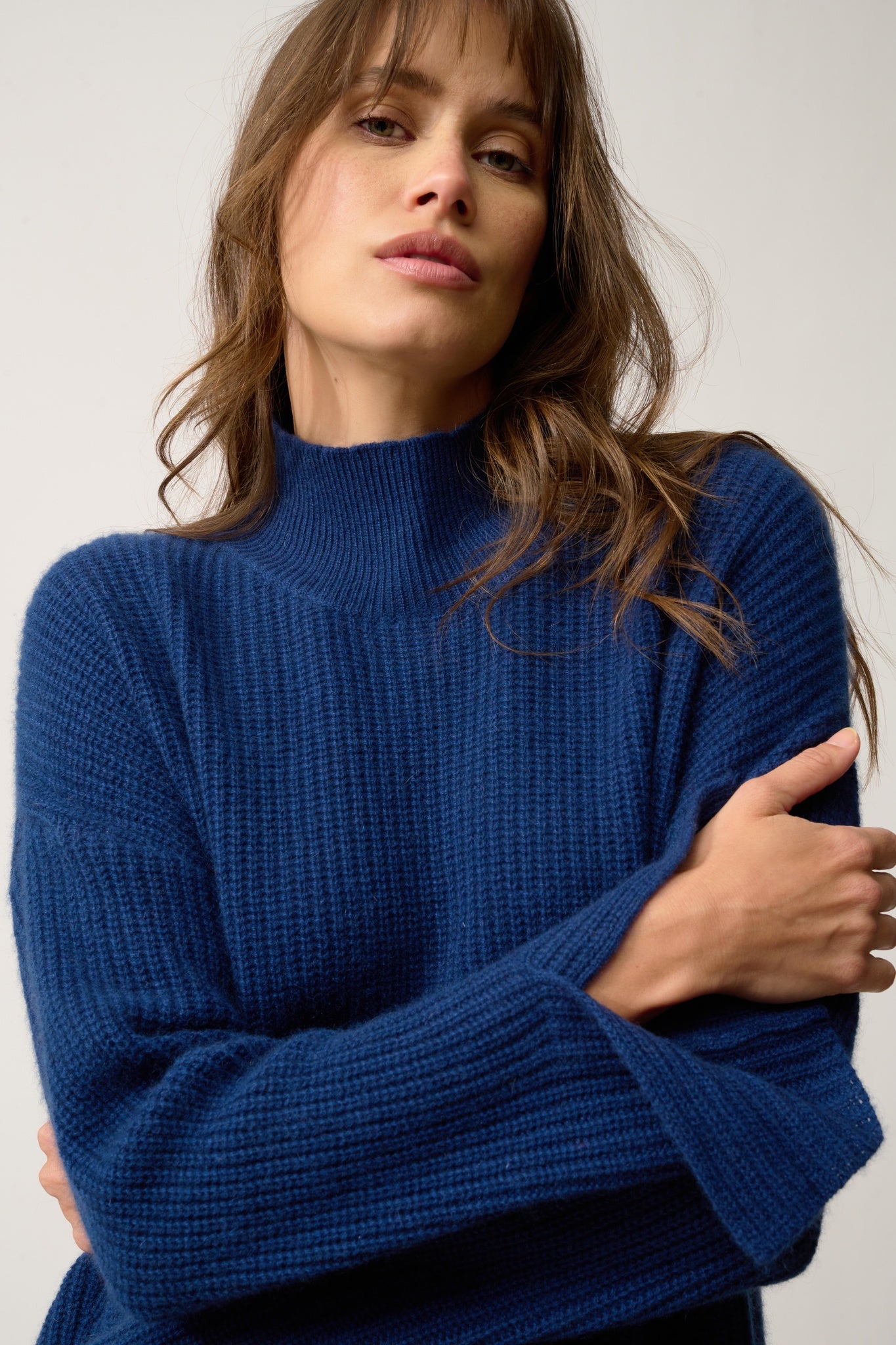 LOUISE pull col roulé minuit