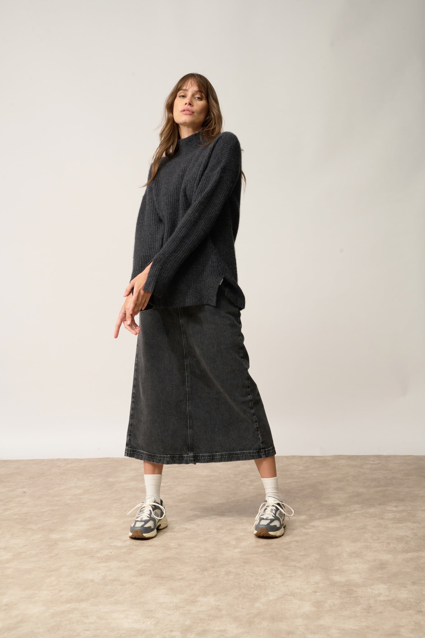 LOUISE pull col roulé noir chiné