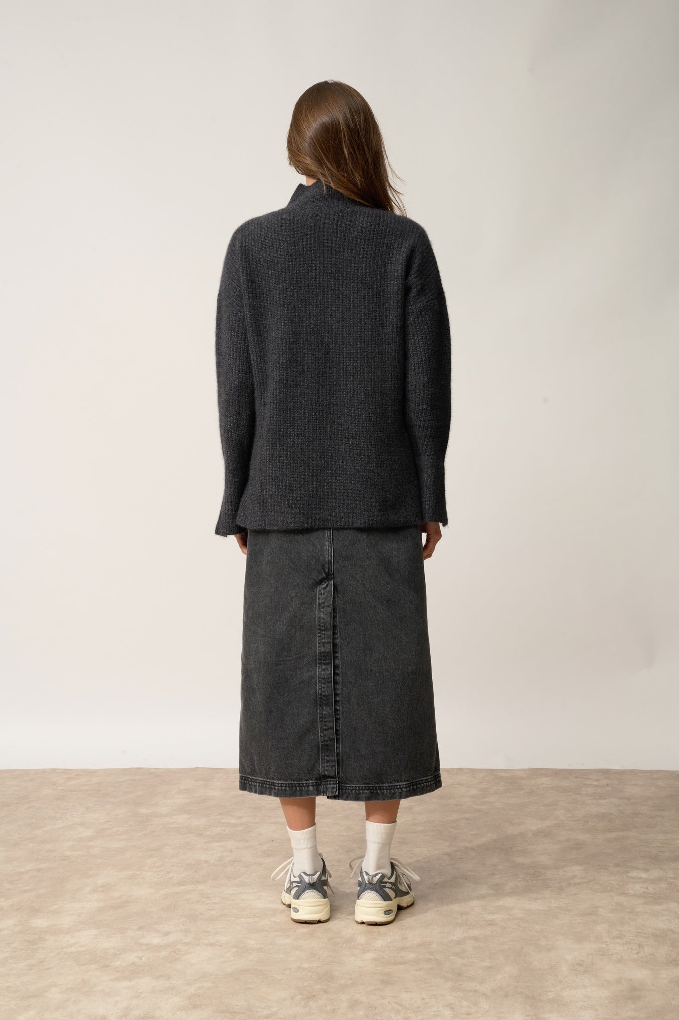 LOUISE pull col roulé noir chiné