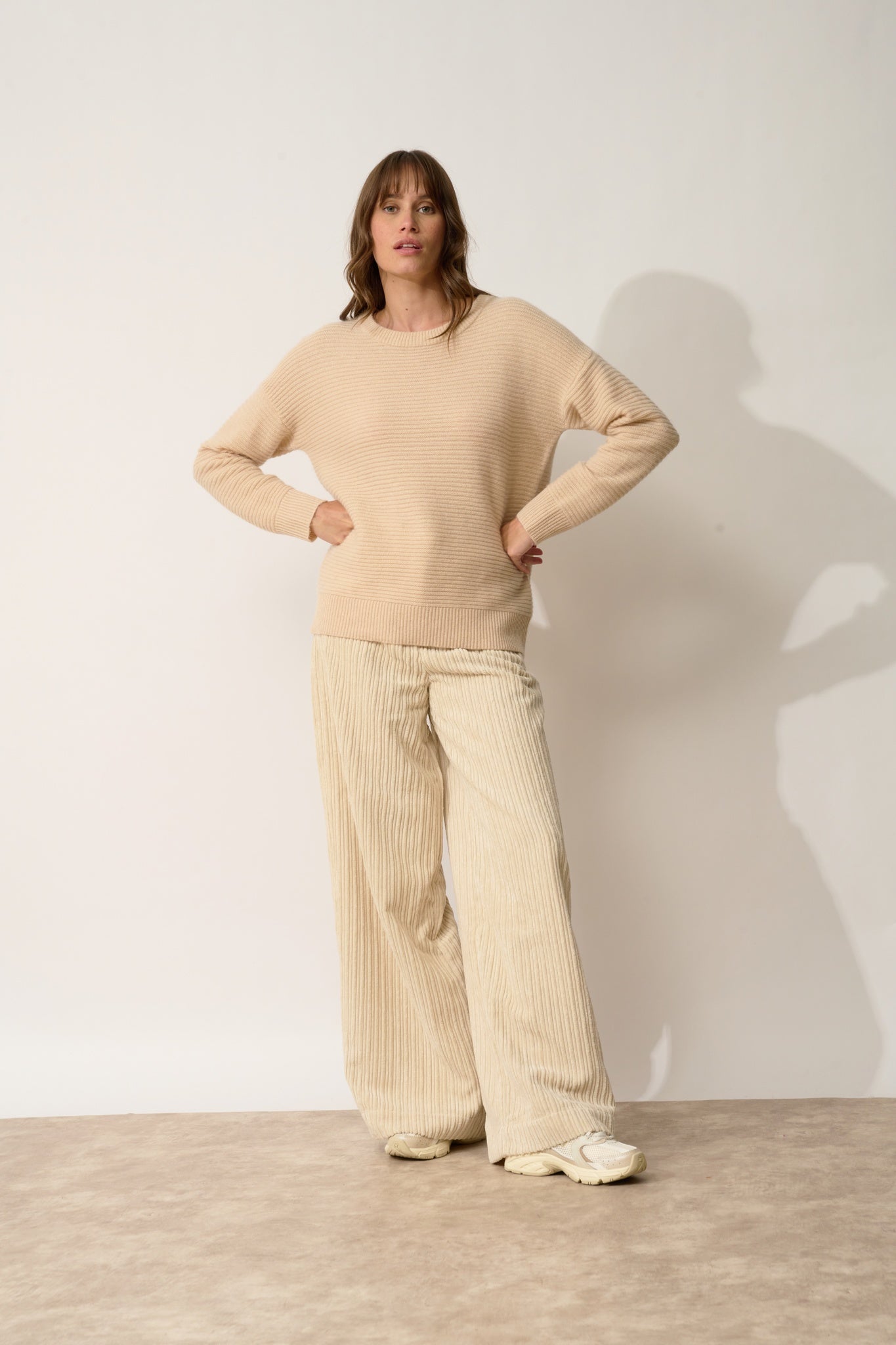 LOUNA pull col rond sable