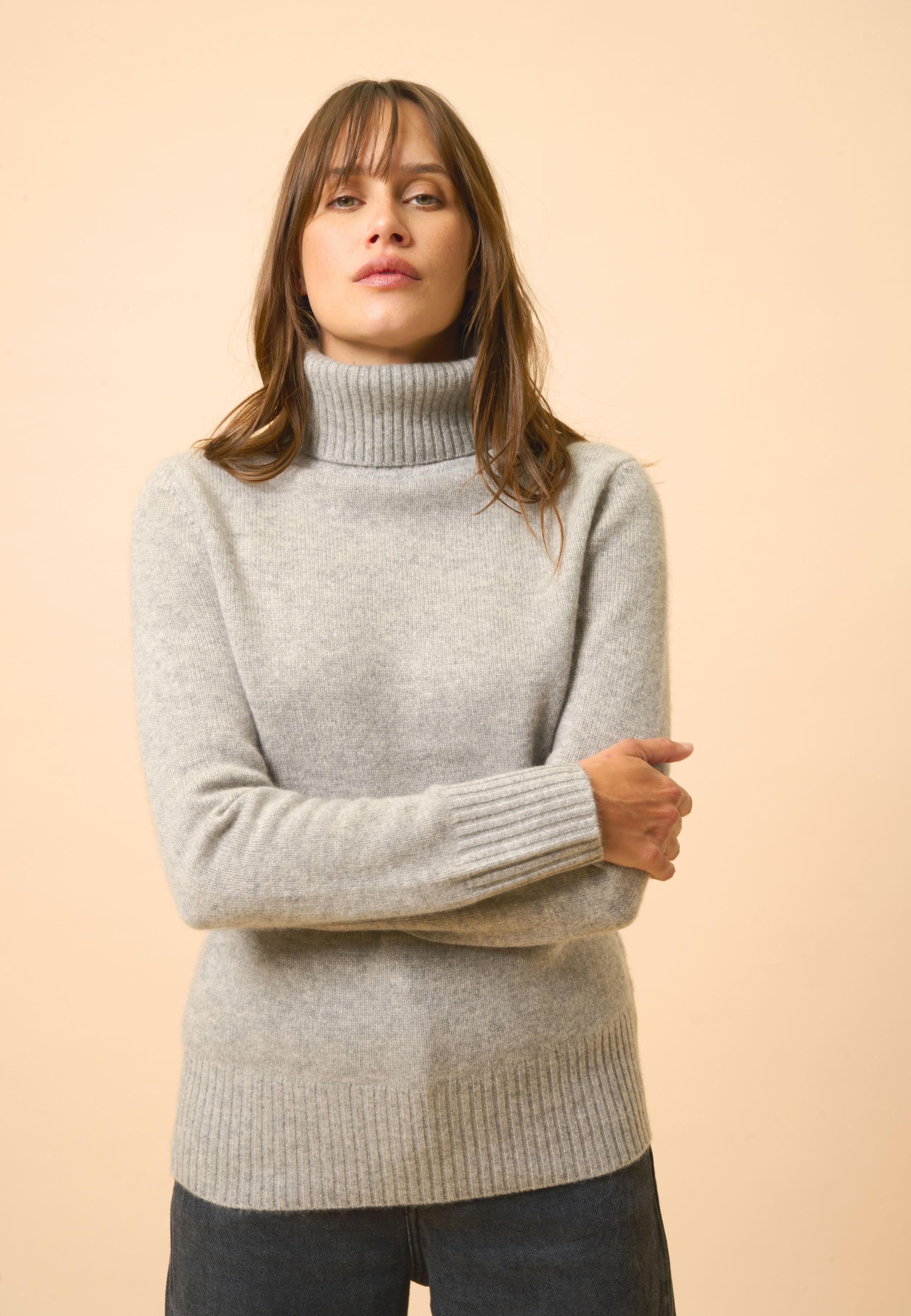 LUCIE cloudy turtleneck sweater