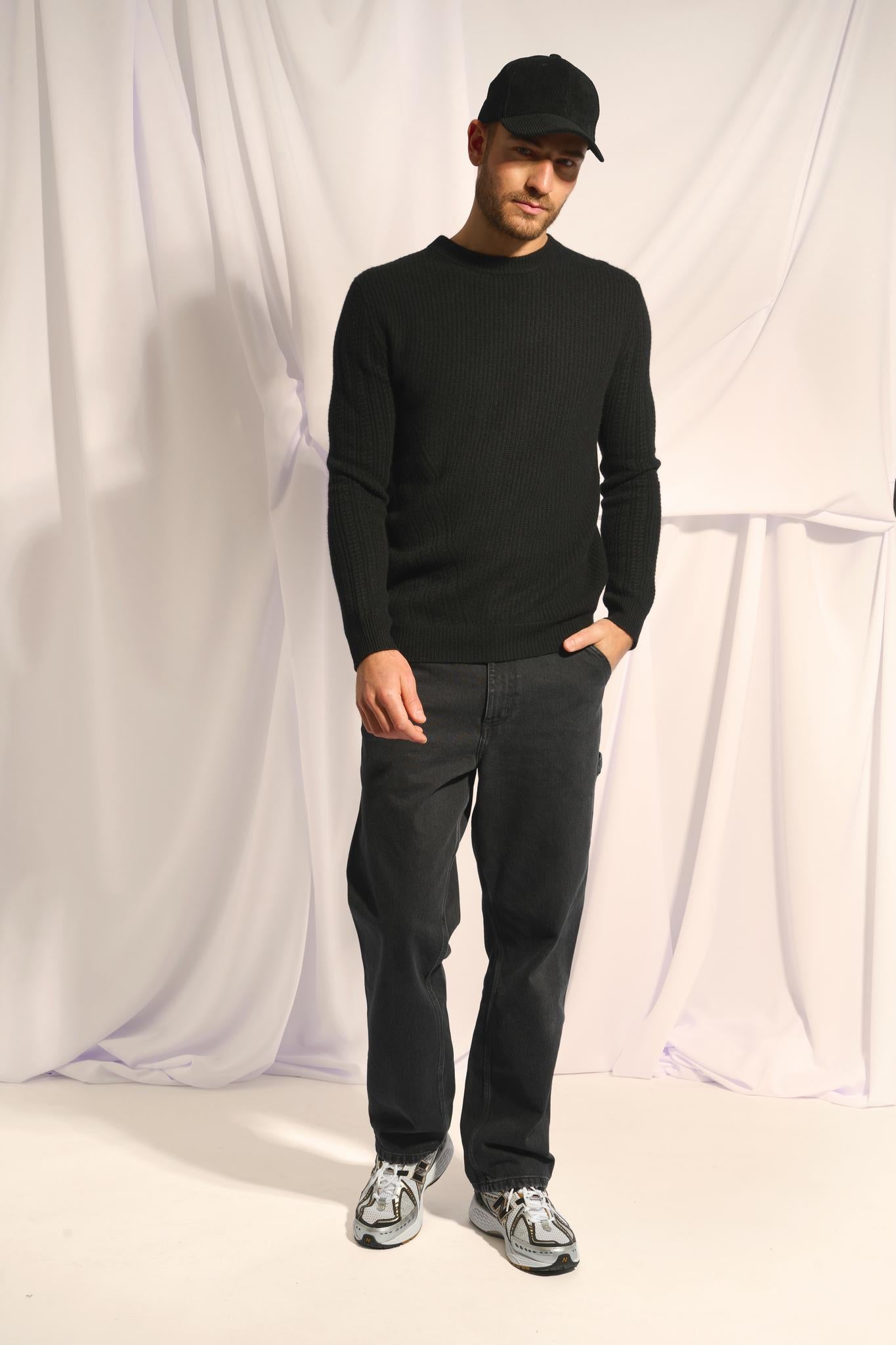 LUKKA pull col rond noir