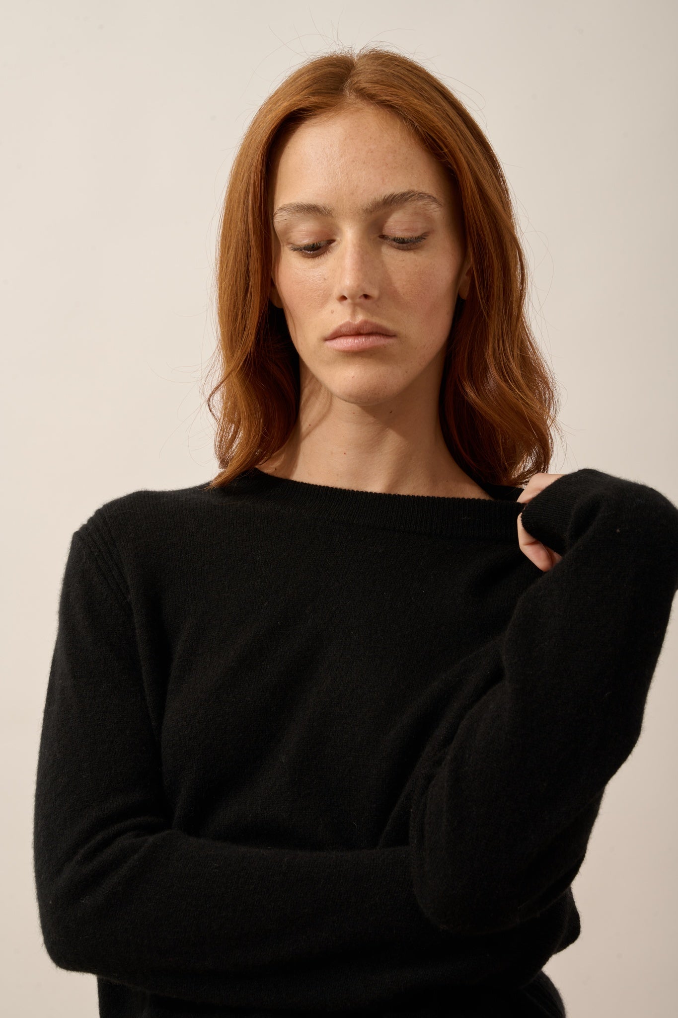 LUNERA pull col rond noir