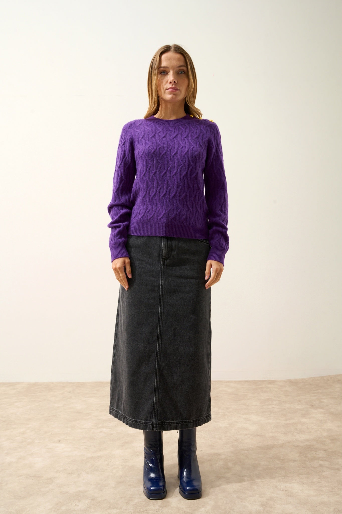 LYND purple crew neck sweater
