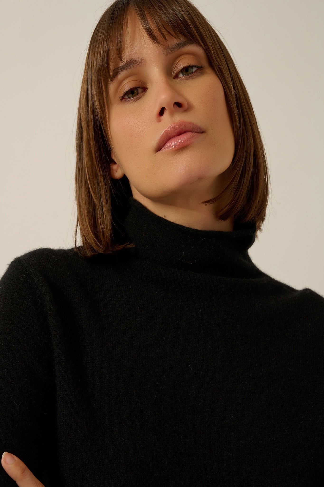 LYSANDRA pull col roulé noir