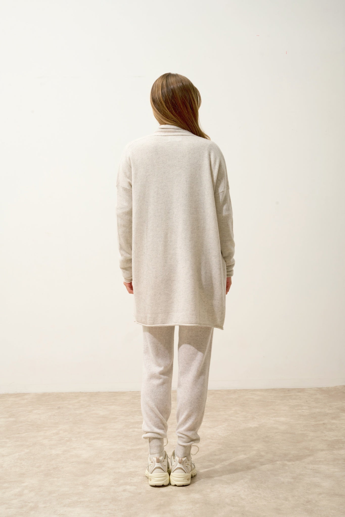 MADDIE pearl-grey shawl-collar cardigan