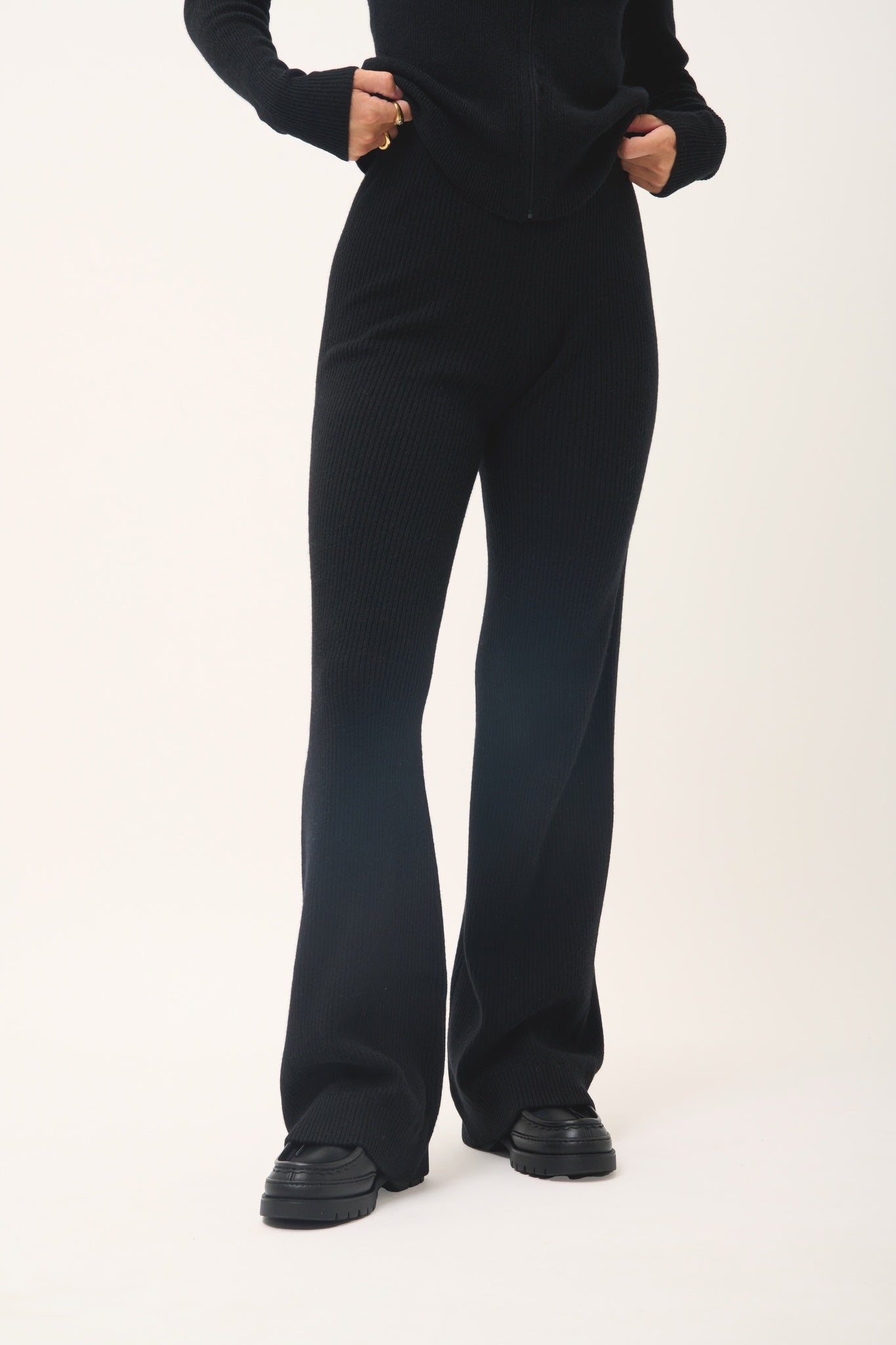 MARGRET black pants
