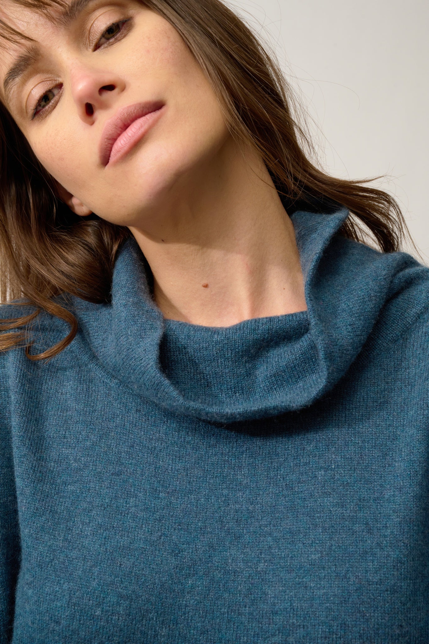 MELROSE pull col montant vert canard chiné