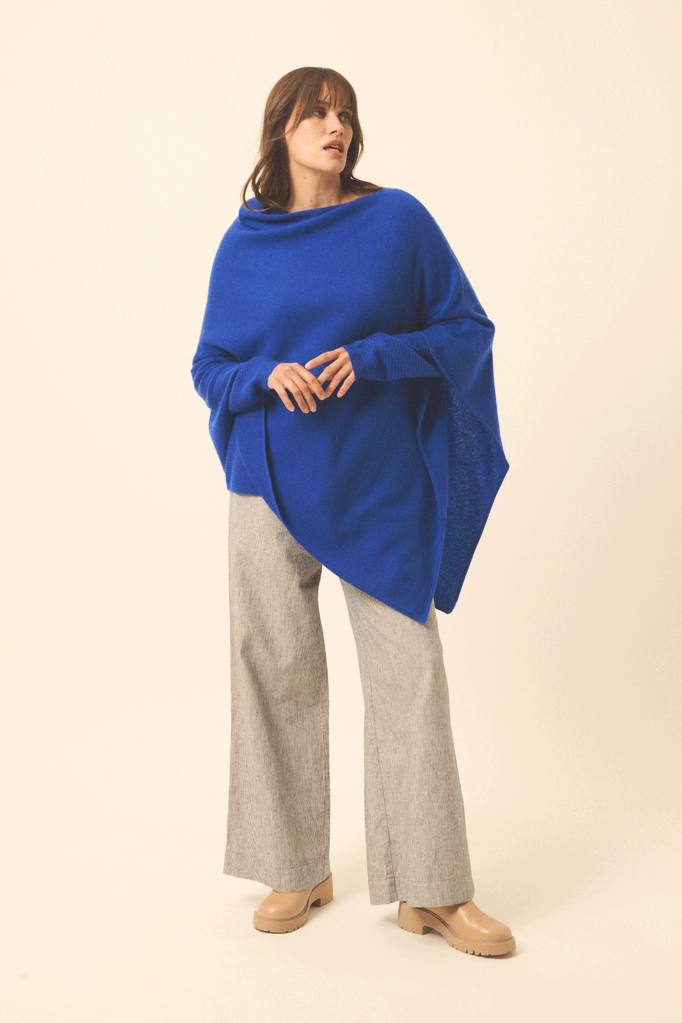 MEREDITH boat-neck poncho ultramarine