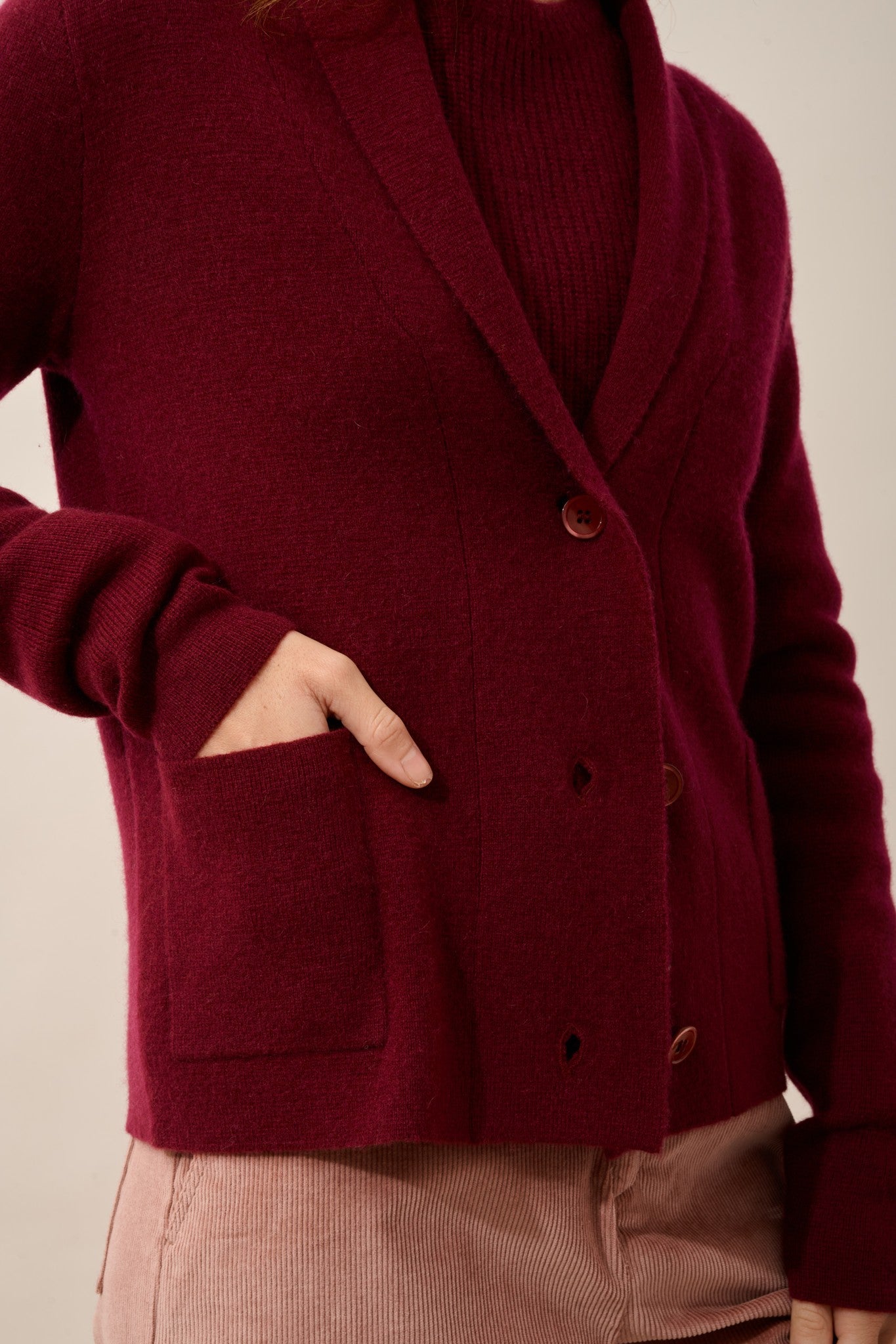 mila veste boutonnée col châle bordeaux