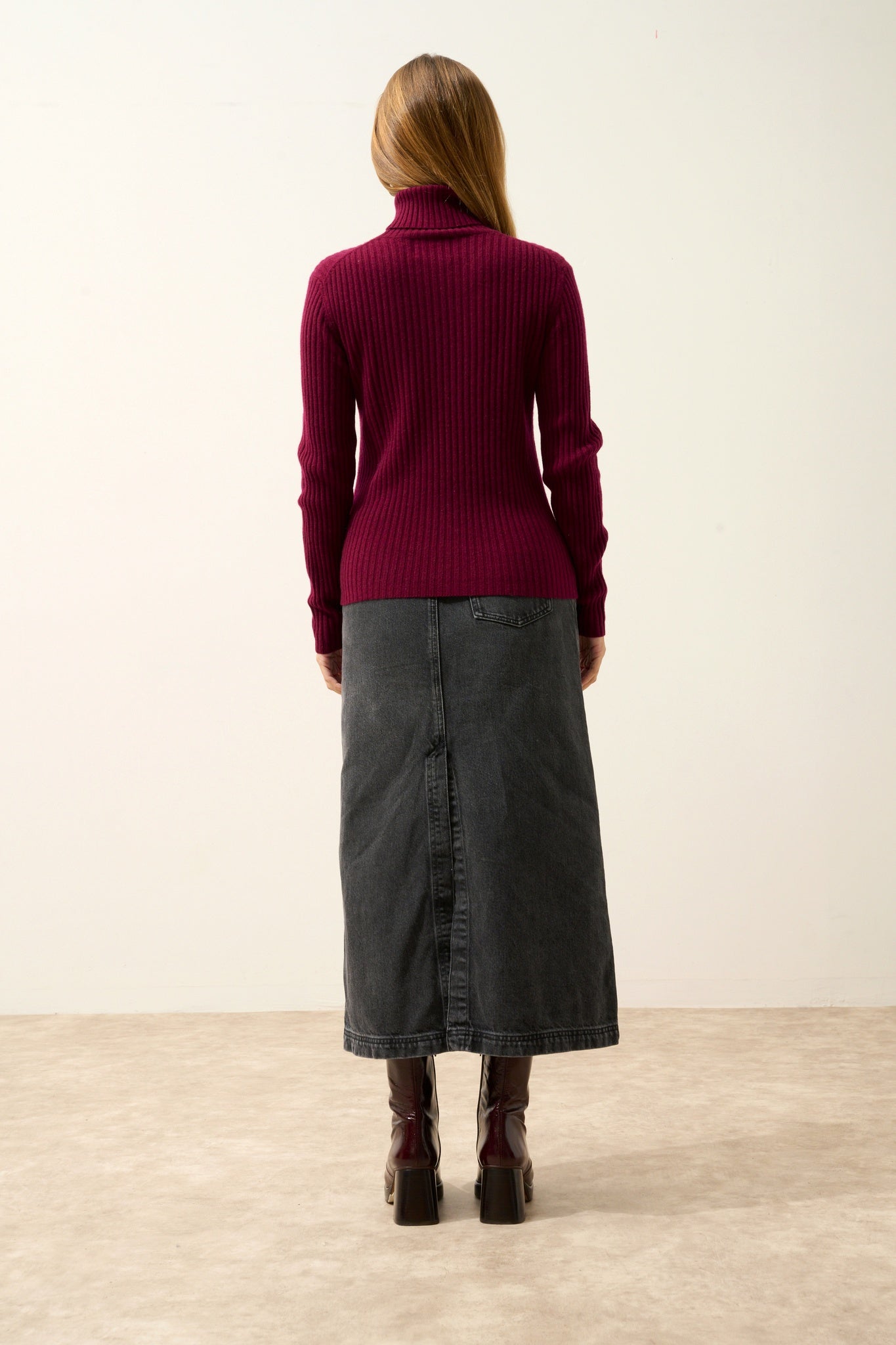 MIRAYA pull col roulé bordeaux