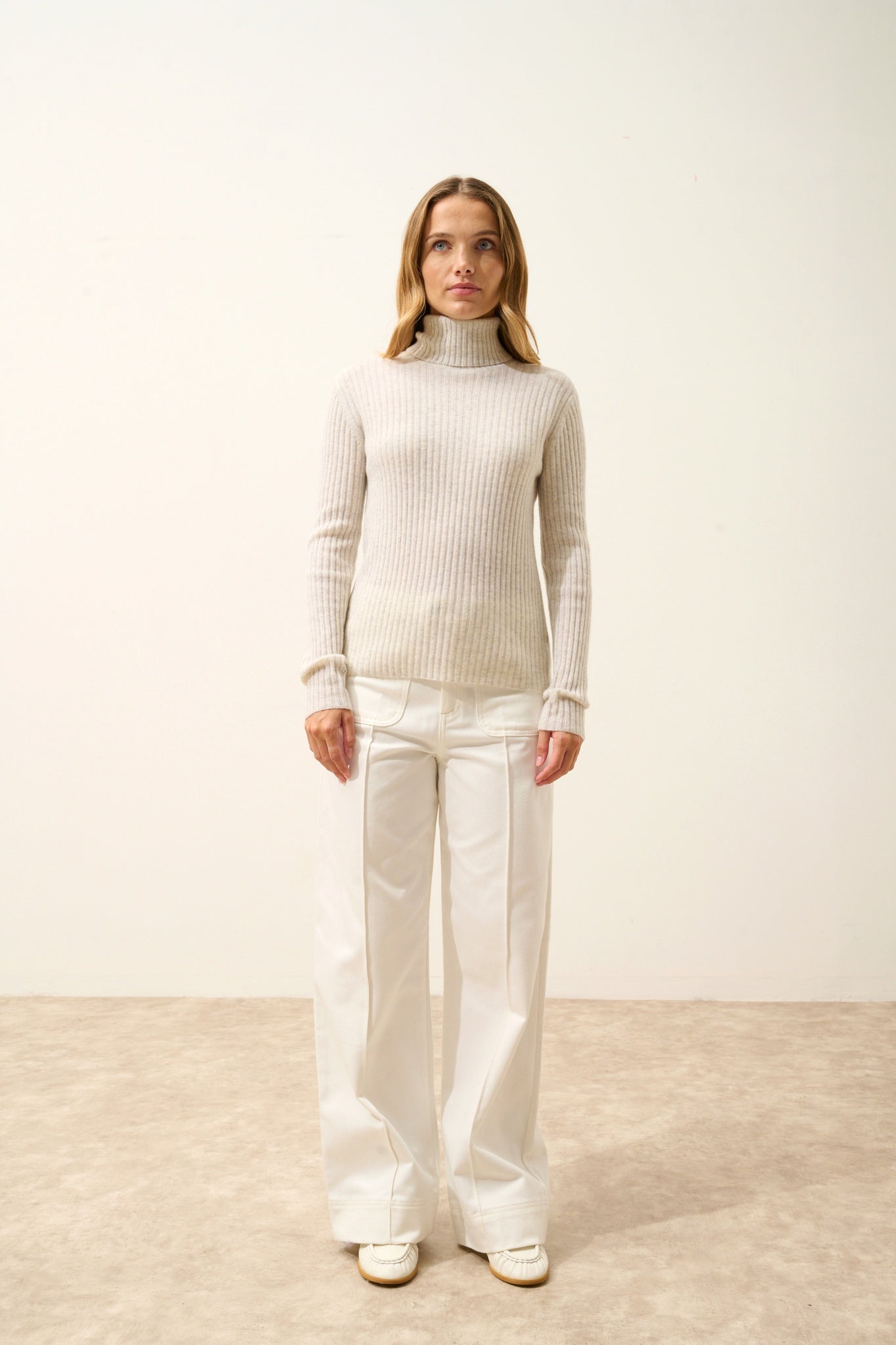 MIRAYA pull col roulé gris perle chiné