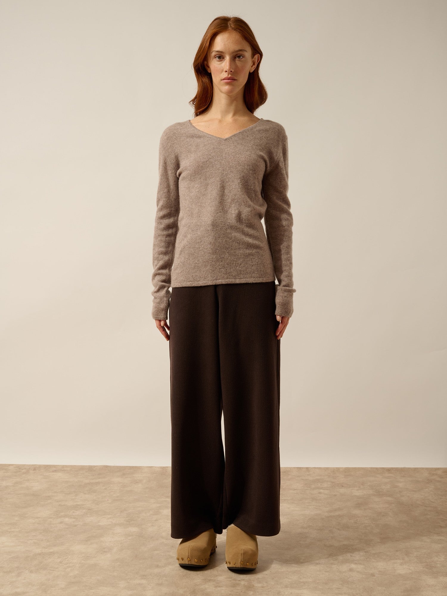 mirella pullover with v-neck front and back in mottled caribou