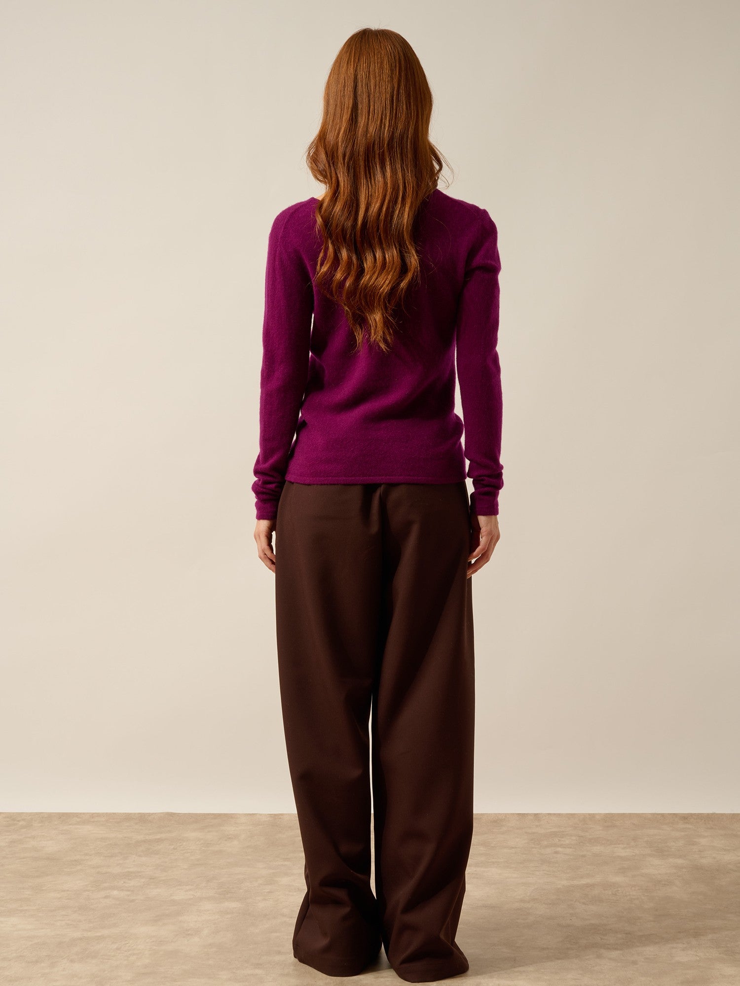mirella pullover with v-neck front and back in plum