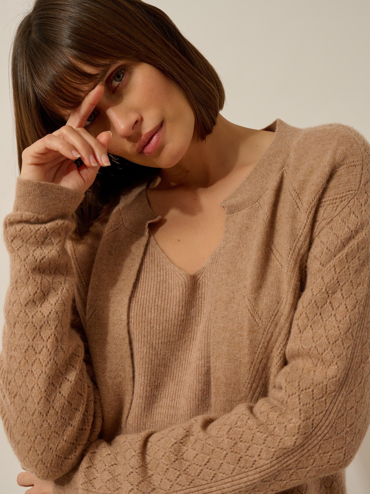 mya open cardigan with round neck in heathered camel