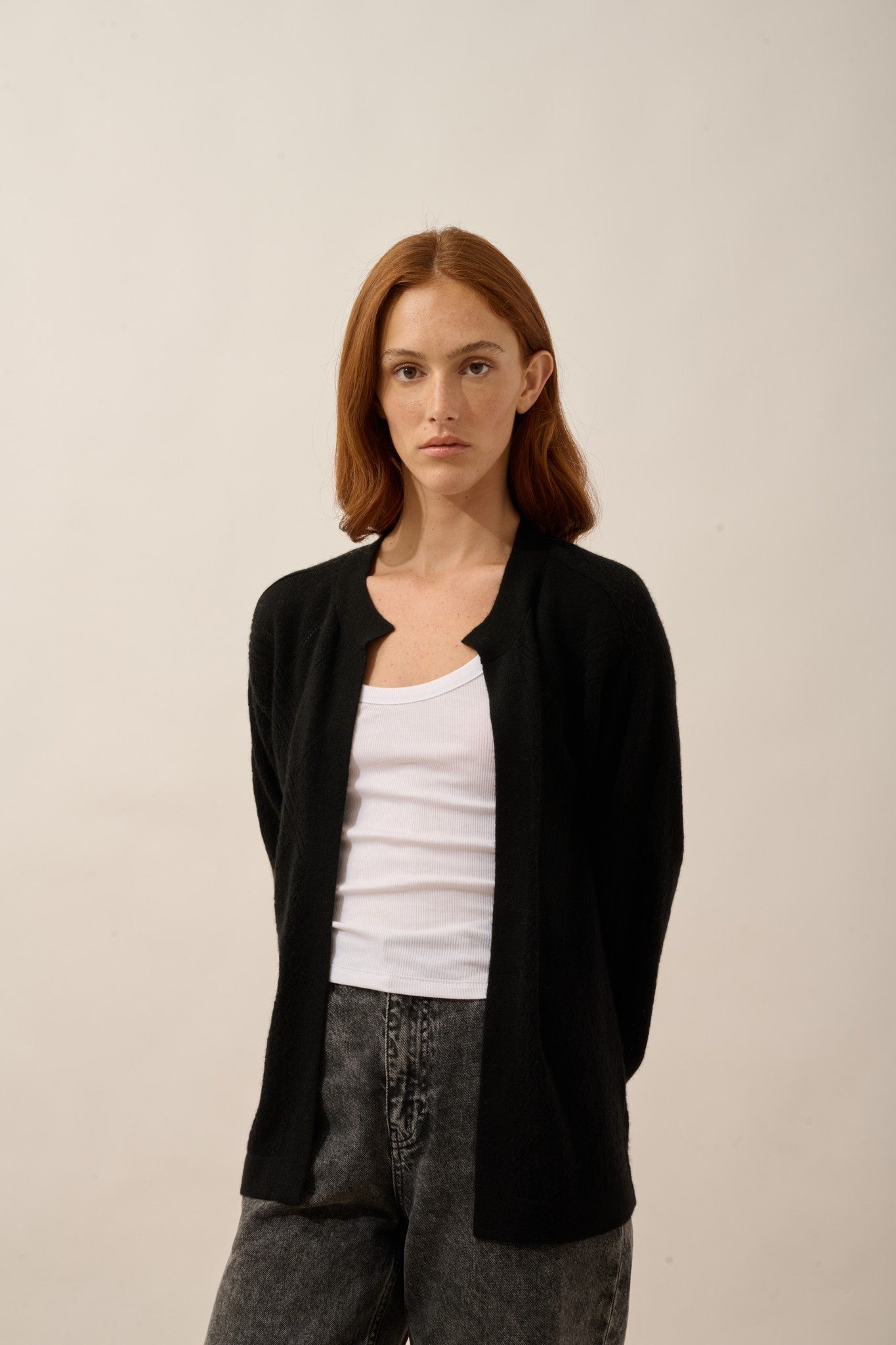 mya gilet ouvert col rond noir