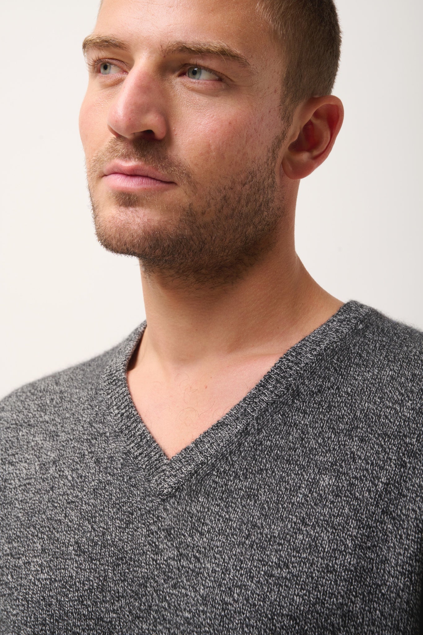 NATHAN pull col v noir/blanc