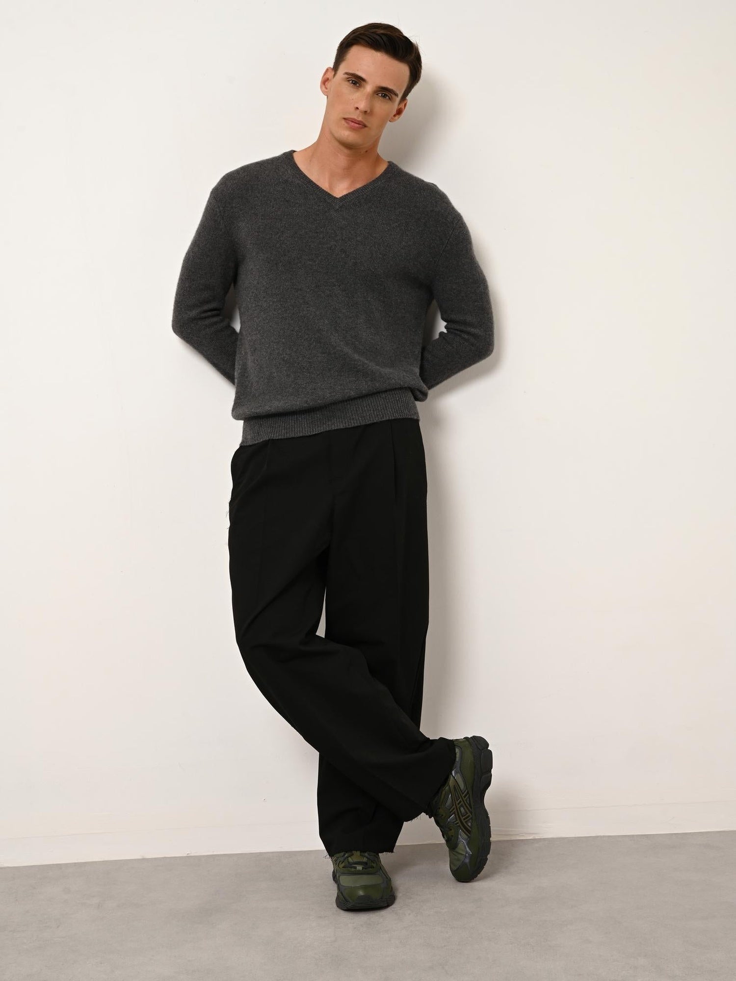 NATHAN v-neck sweater anthracite mottled