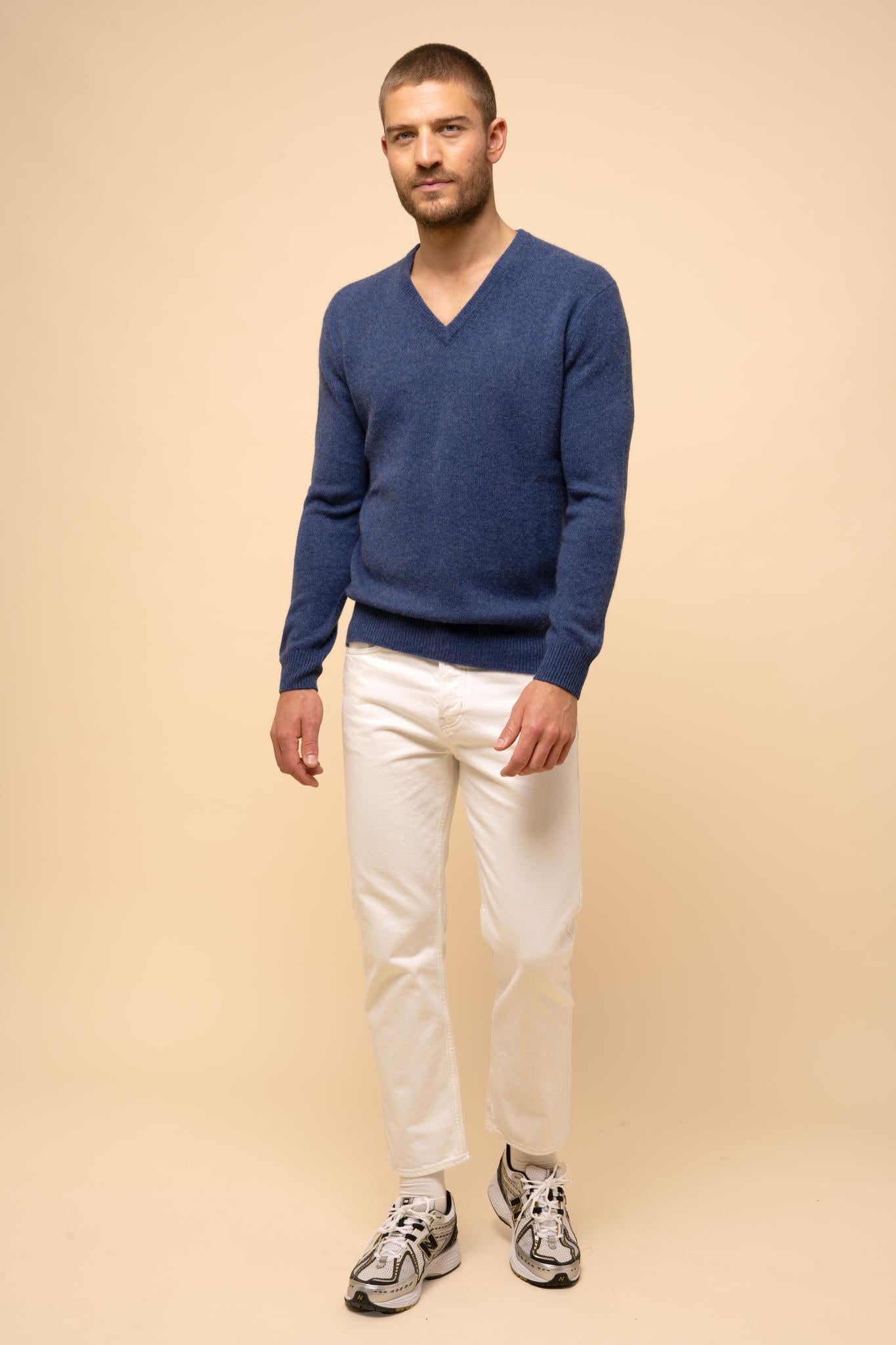 NATHAN ocean v-neck sweater
