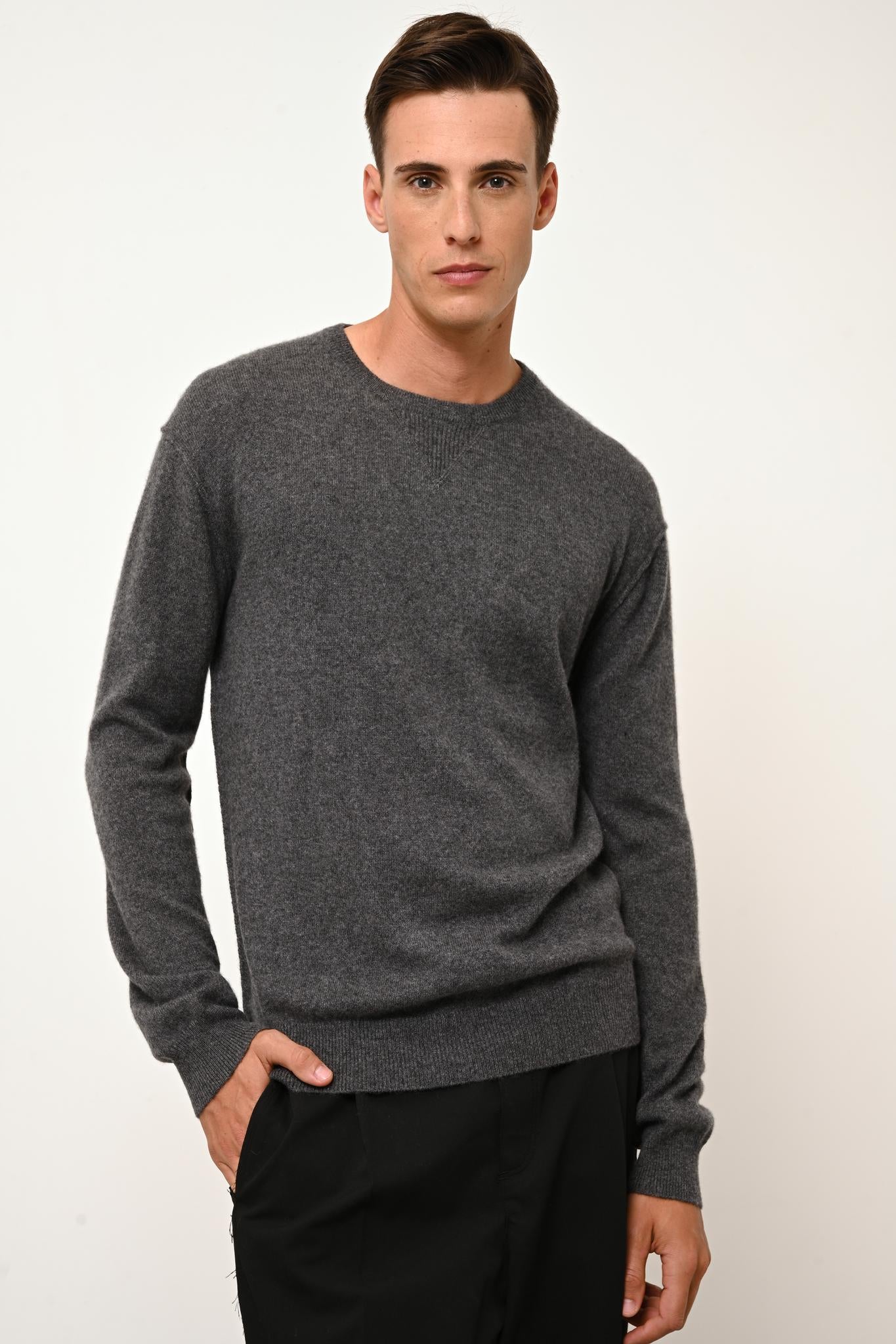 NOE round-neck sweater anthracite mottled
