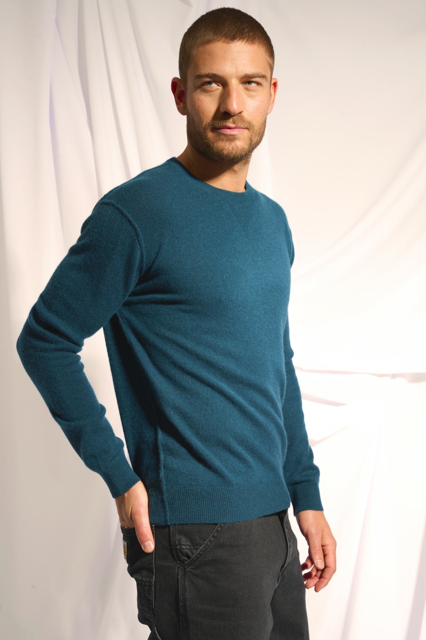 NOE duck green round-neck sweater