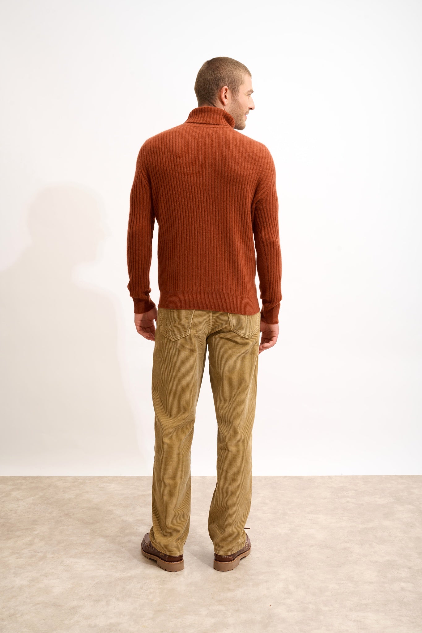 NOI pull col roulé écureuil