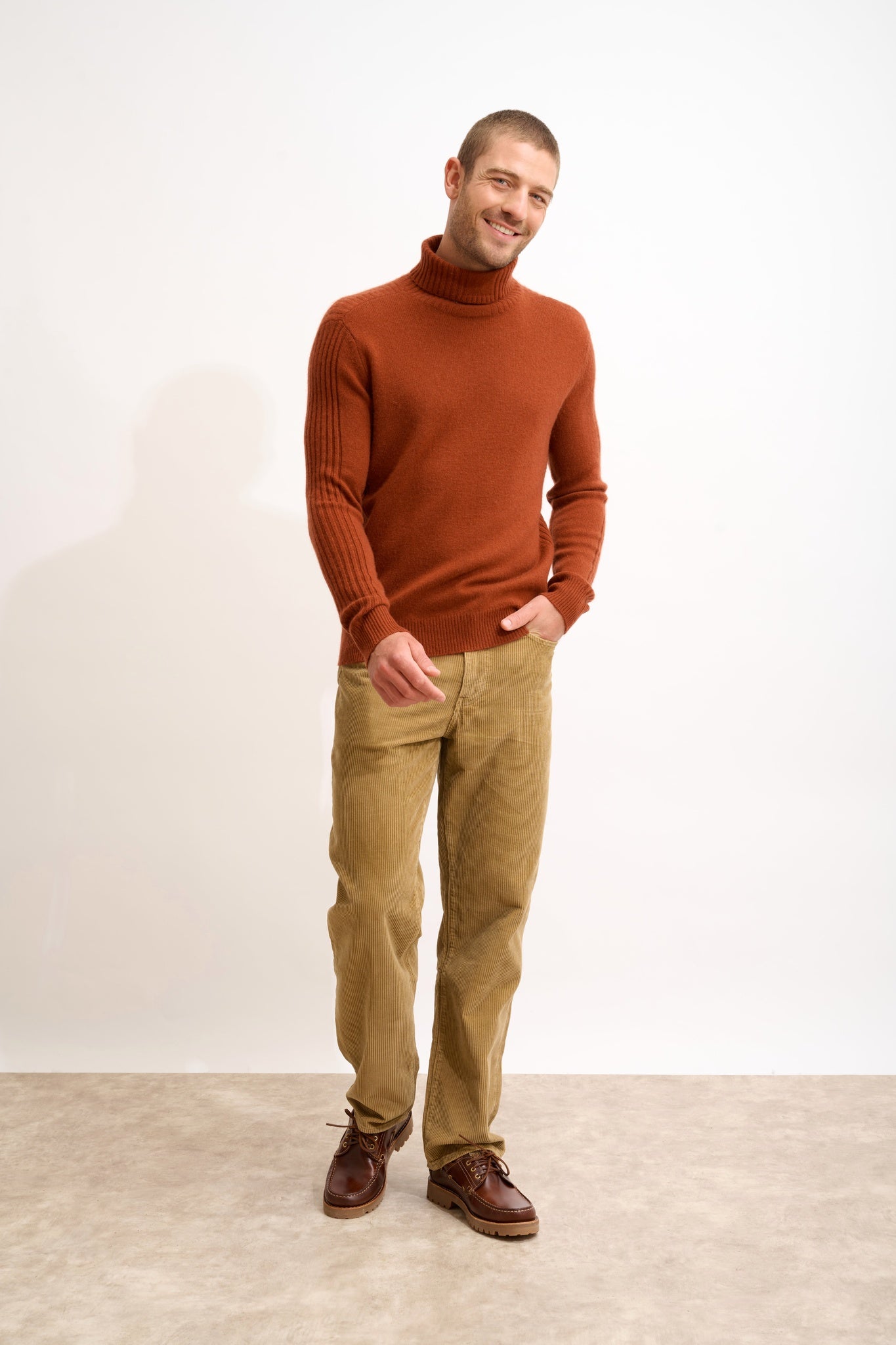 NOI pull col roulé écureuil