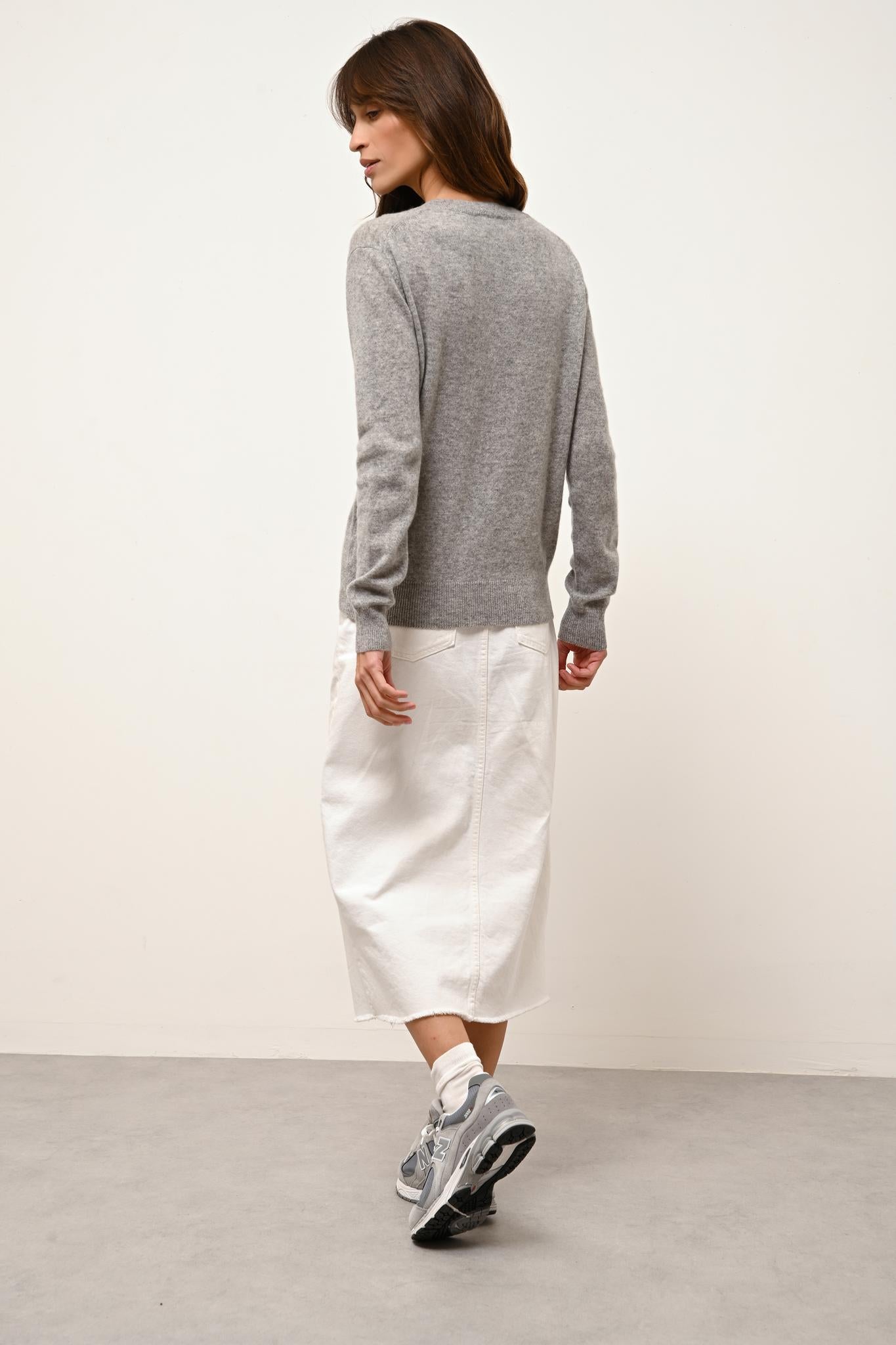 NORA cloudy v-neck sweater