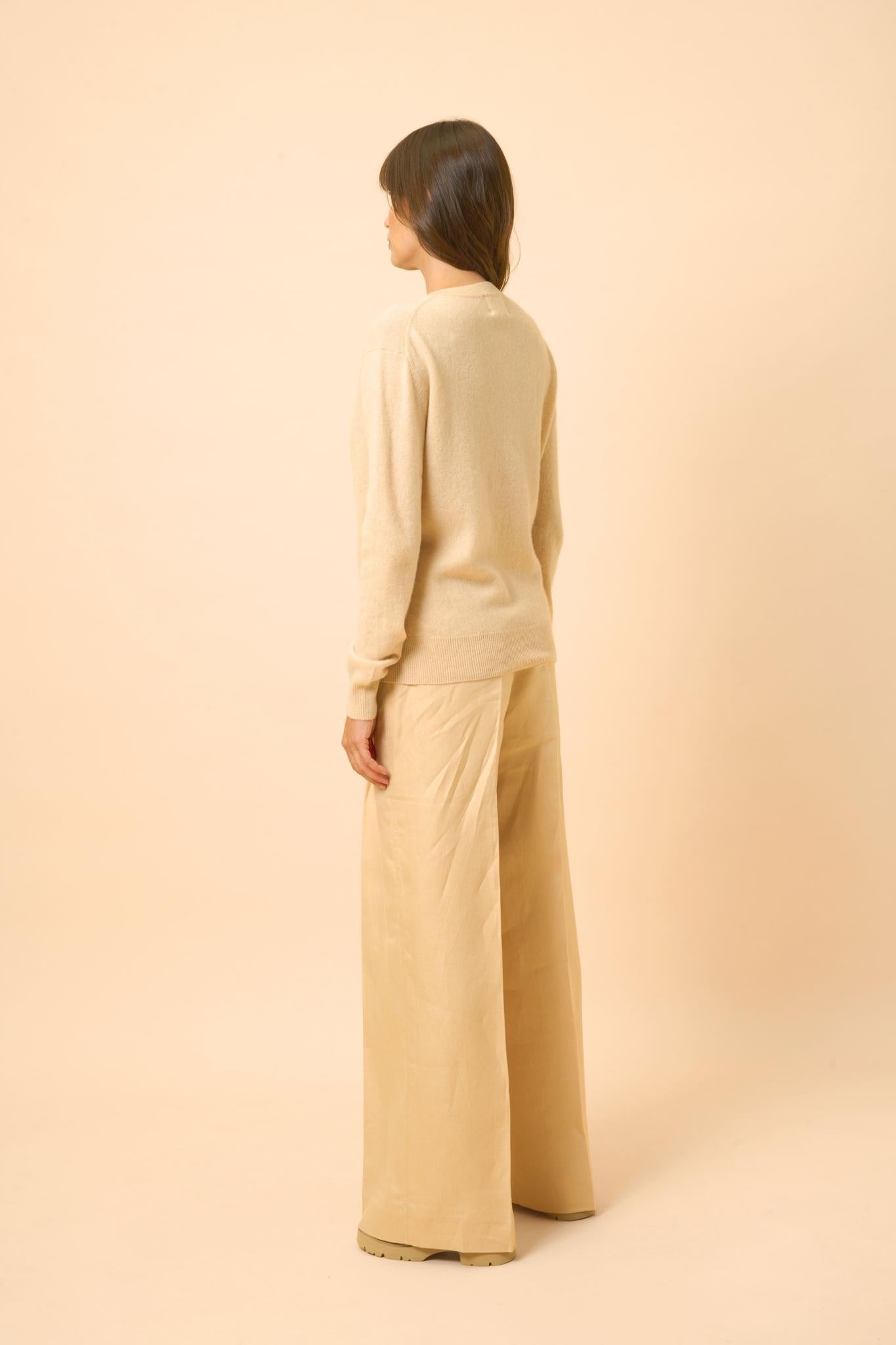 NORA v-neck sweater sand