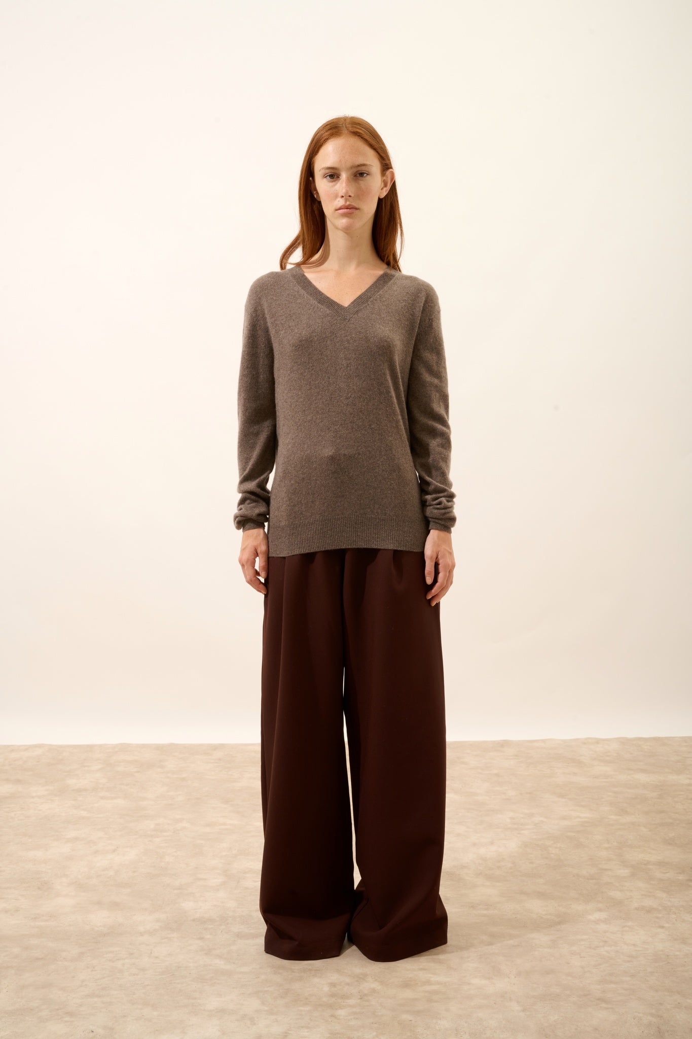 NORA pull col v taupe chiné