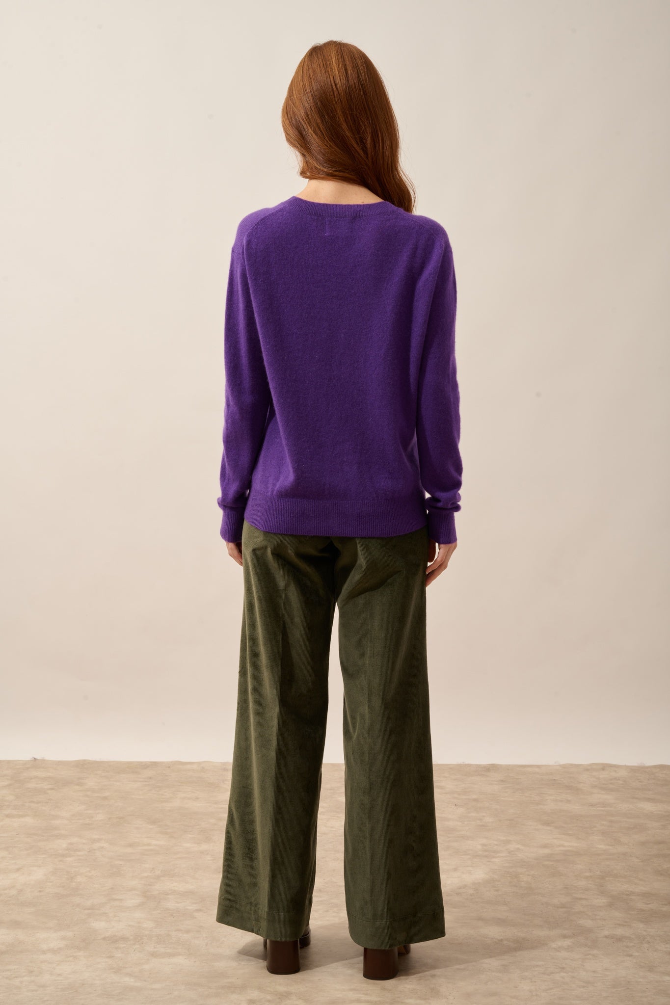 NORA pull col v violette