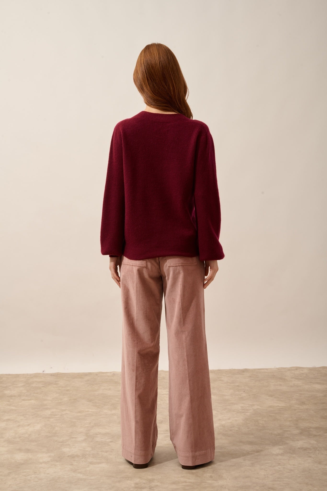 NOTY burgundy turtleneck sweater