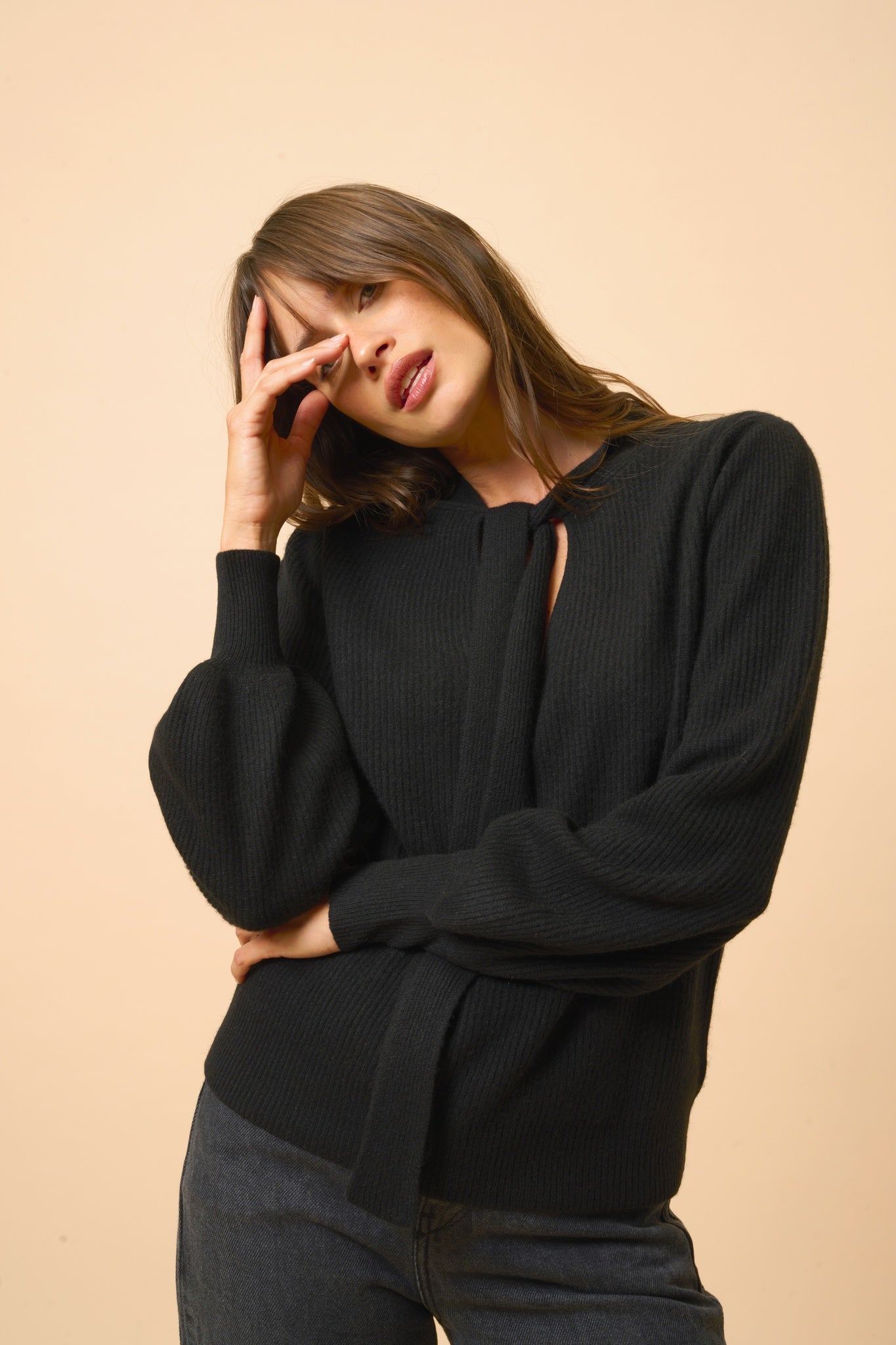 NOTY pull col lavallière noir