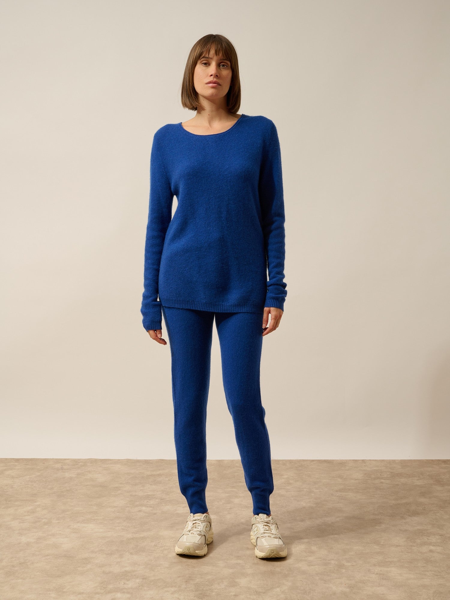 olena pull col rond outremer