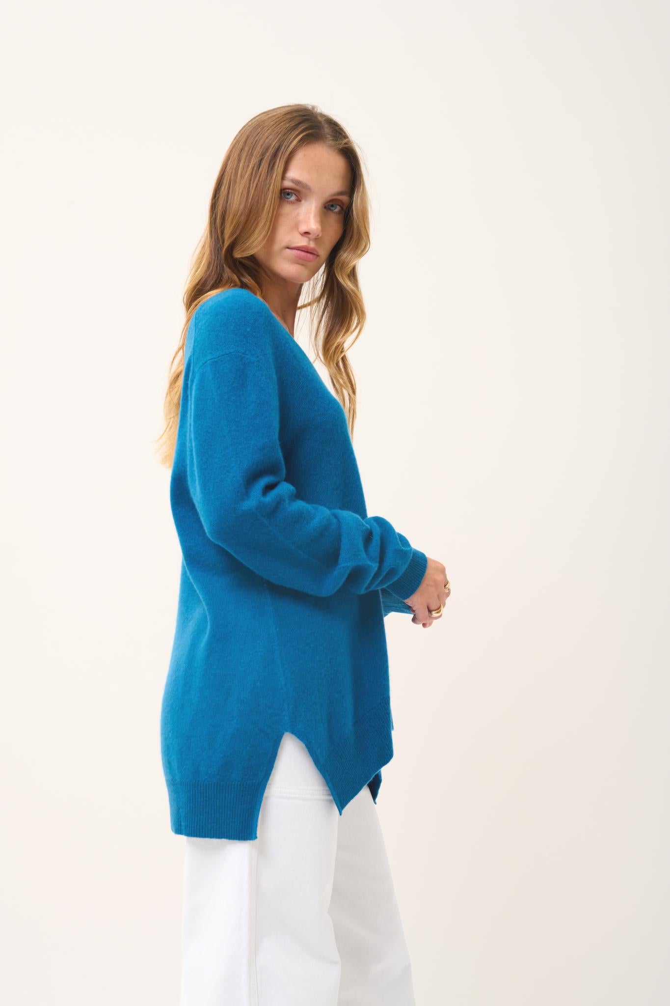 OPAL peacock v-neck sweater