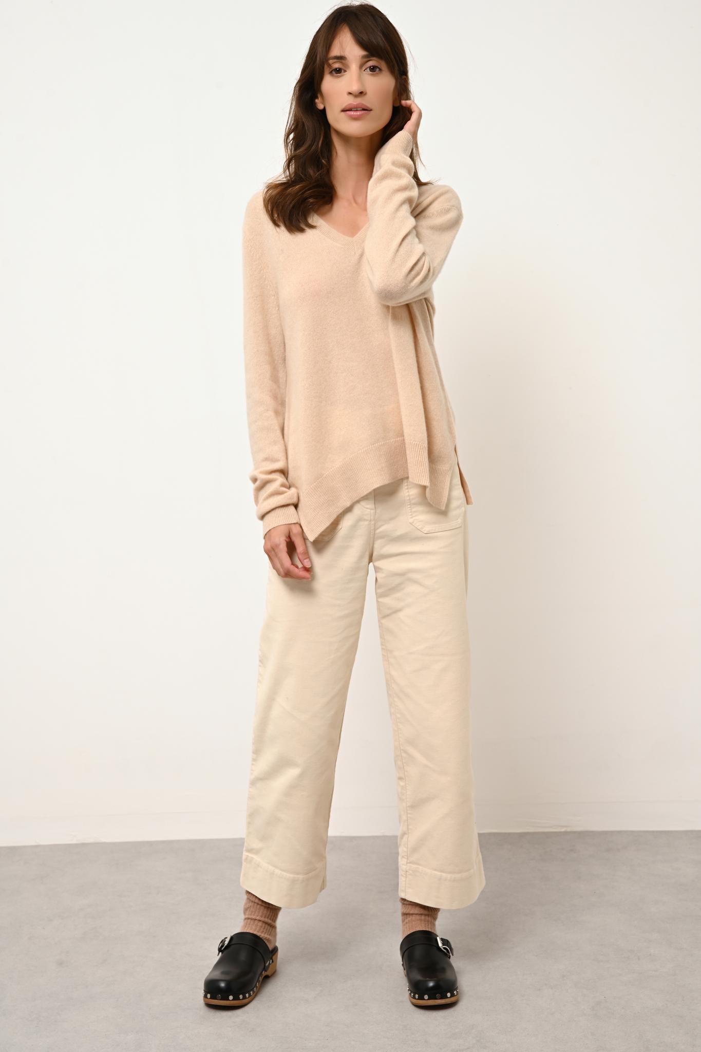 OPAL v-neck sweater sand