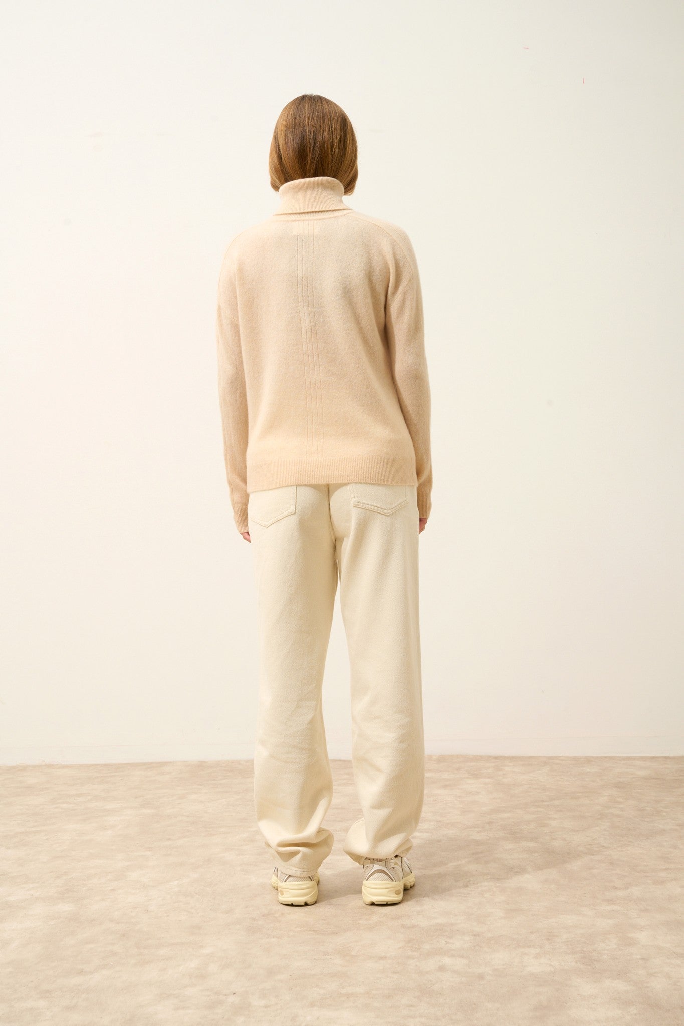 orianne pull col roulé sable 100% cachemire