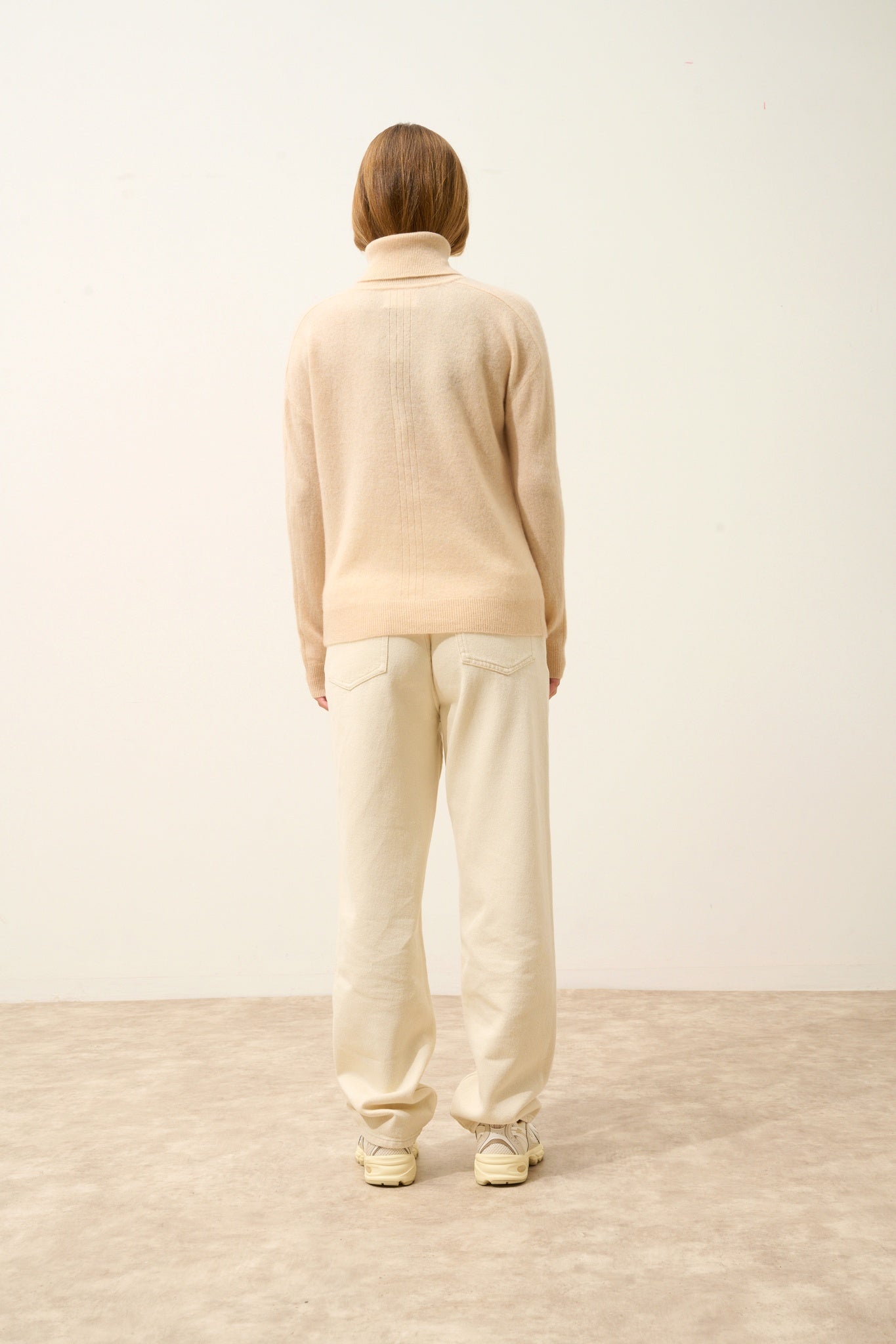 ORIANNE pull col roulé sable