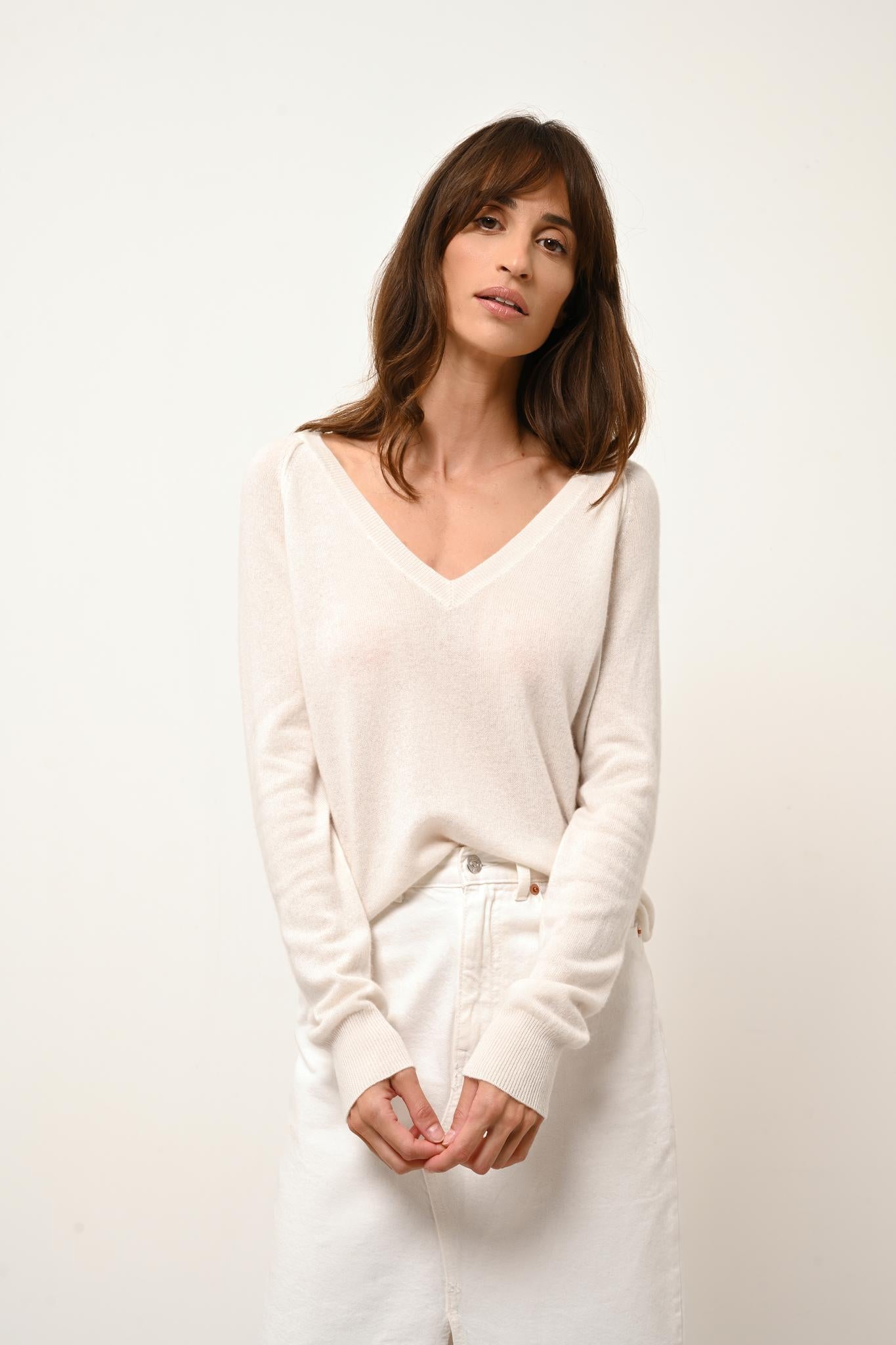 PHOEBE ivory v-neck sweater