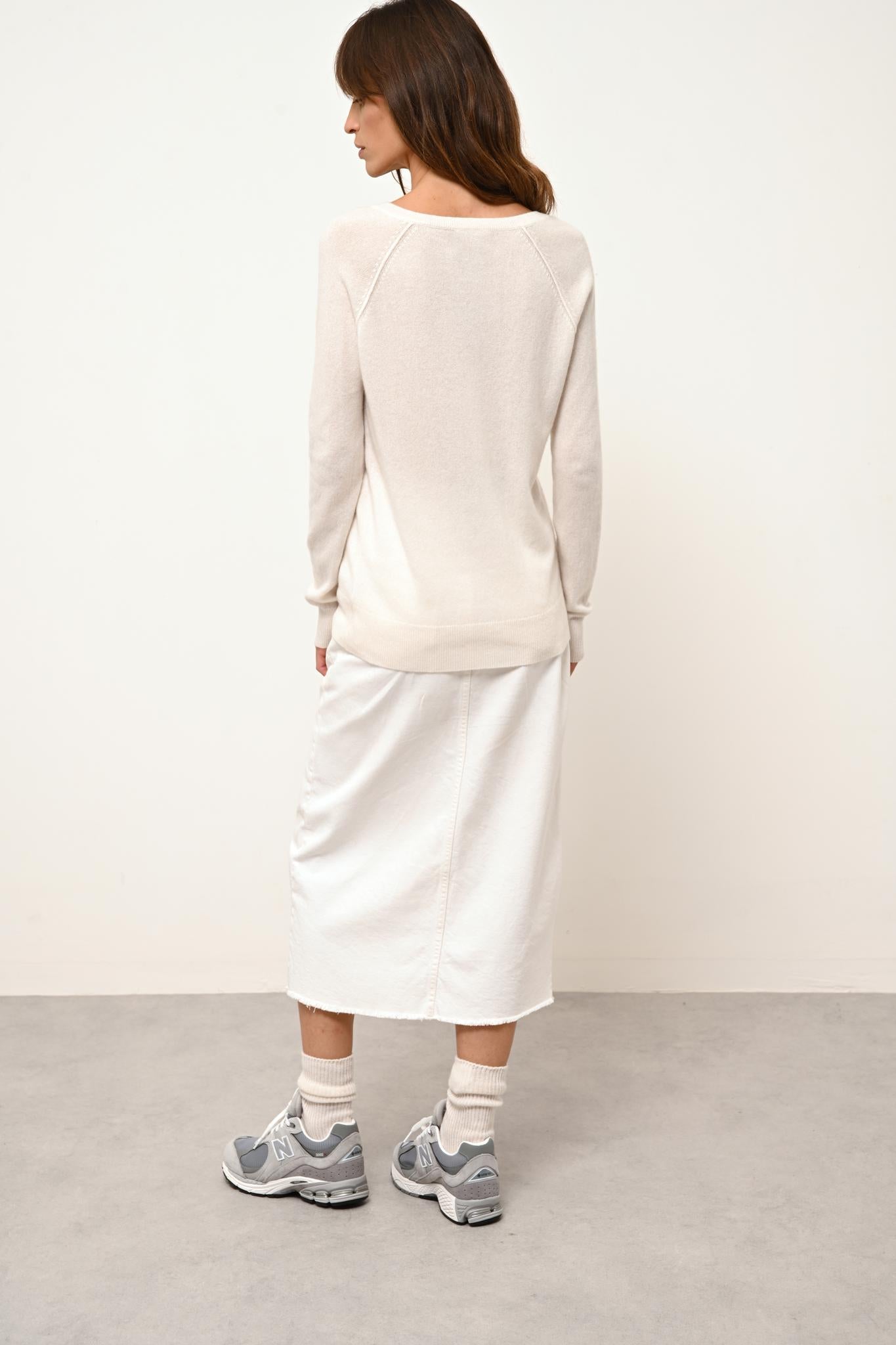 PHOEBE ivory v-neck sweater