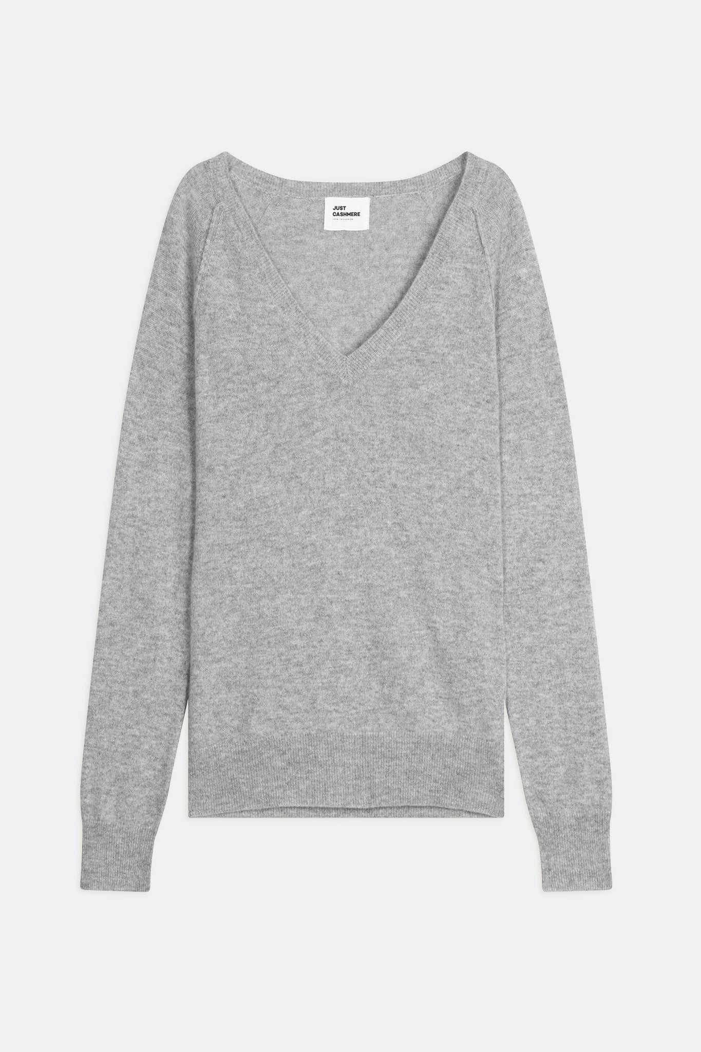 Phoebe V-neck sweater in heathered cloud