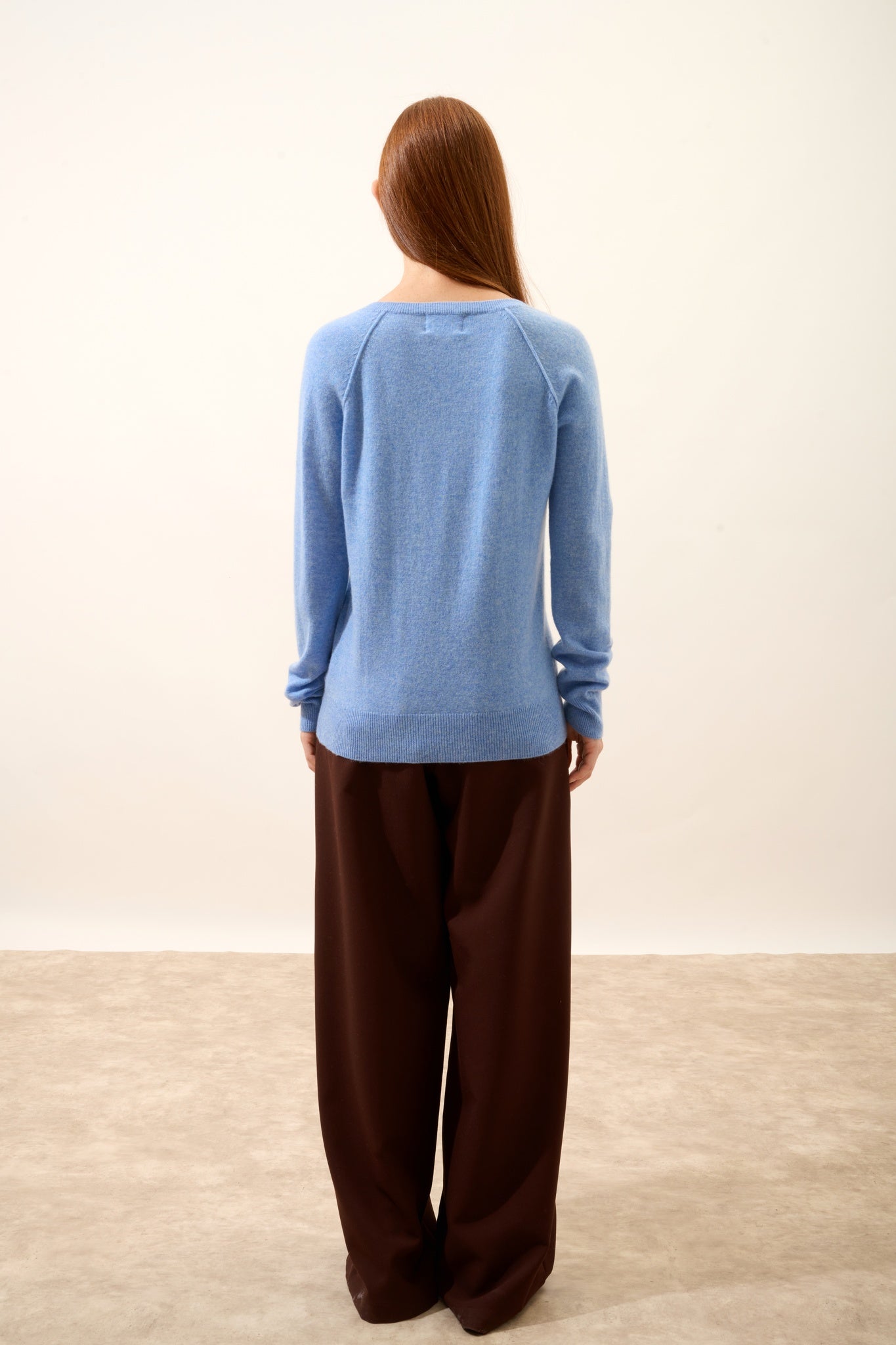 PHOEBE v-neck sweater sky