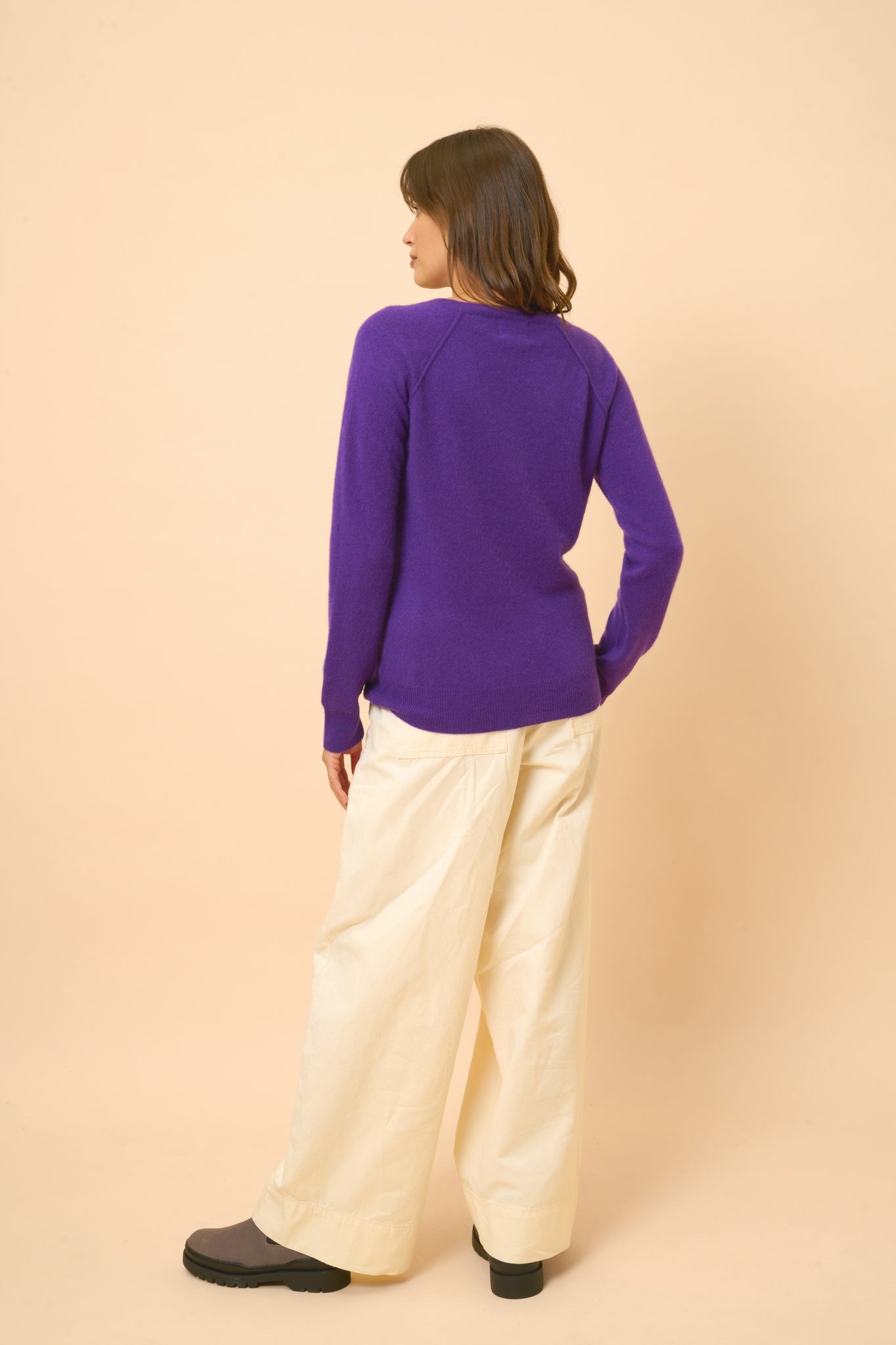 PHOEBE purple V-neck sweater
