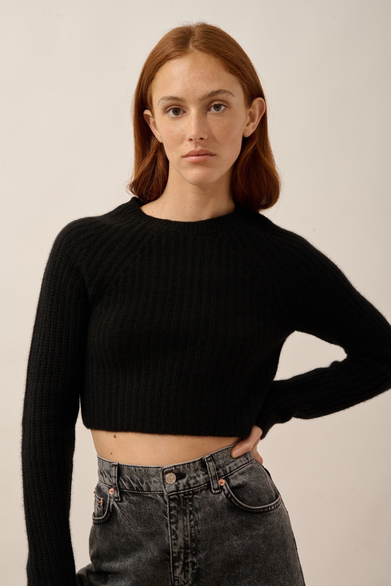 PUCALLPA pull court col rond 8 fils noir