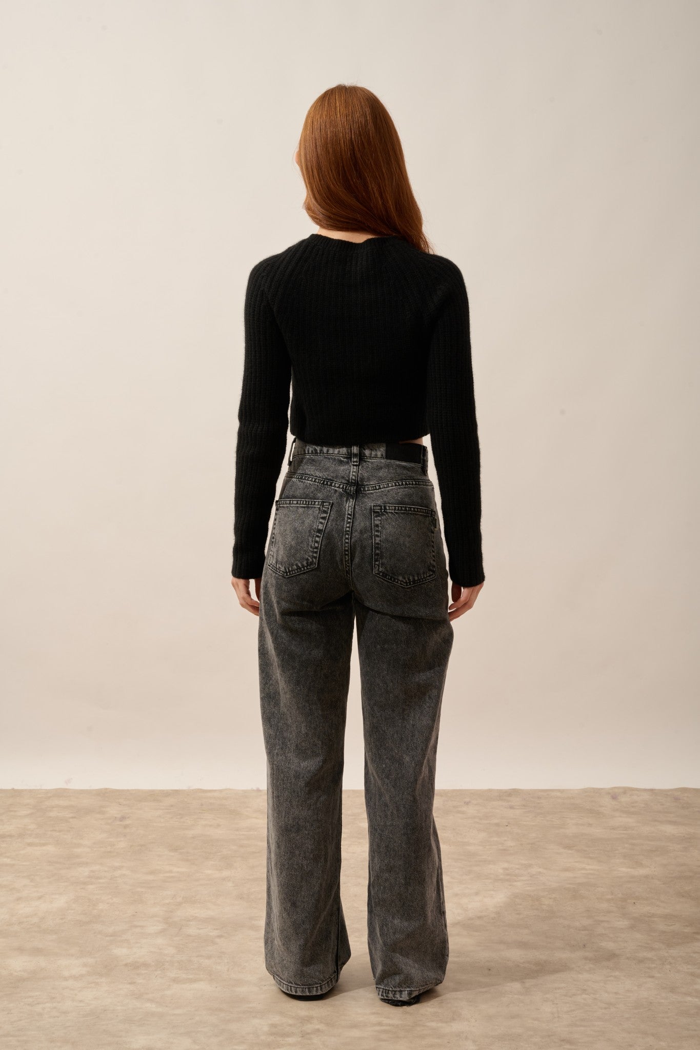 pucallpa pull court col rond 8 fils noir