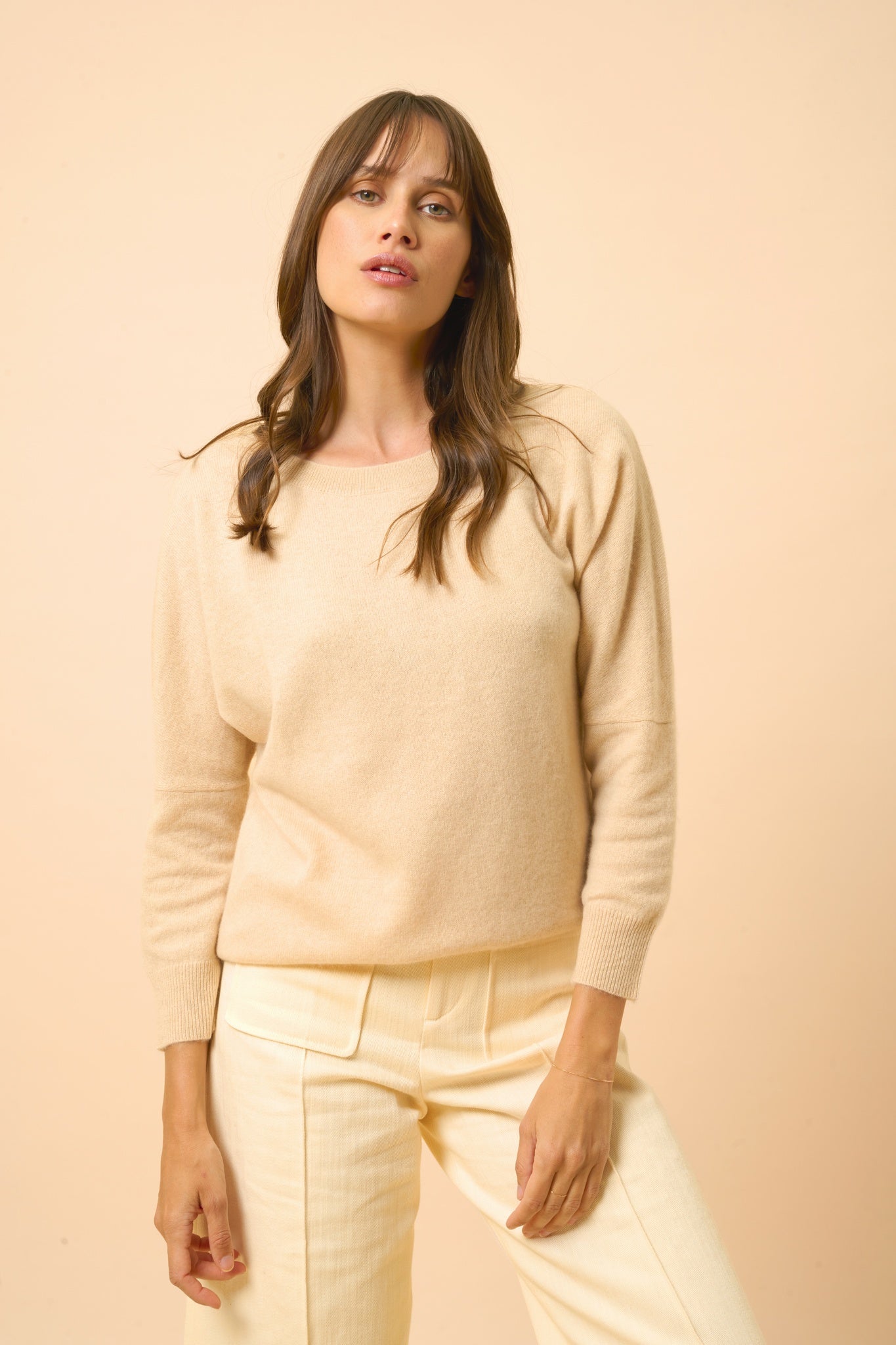 REBECCA round-neck sweater sand