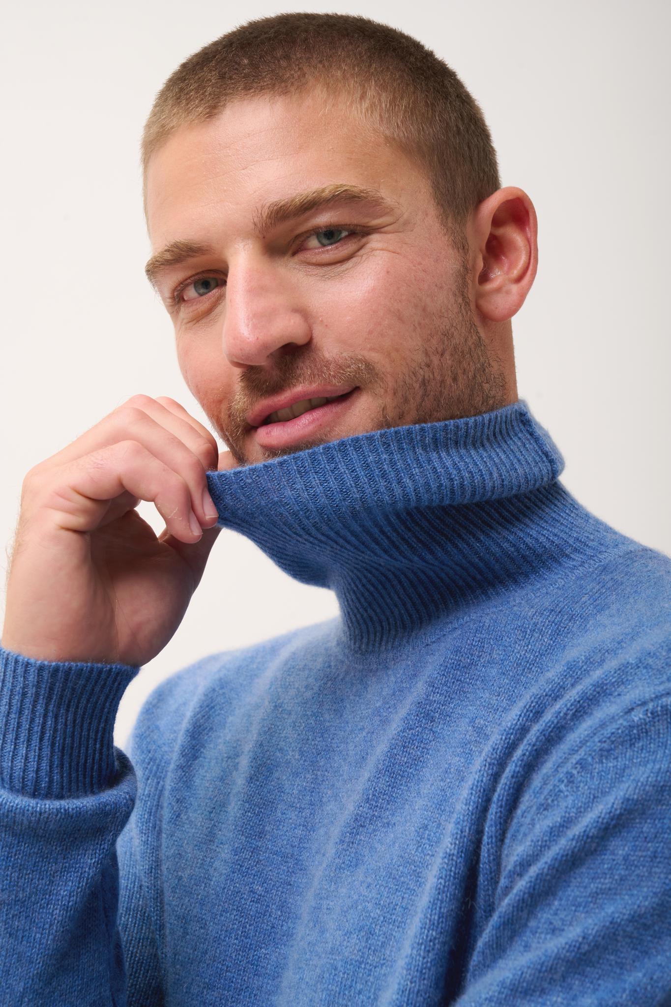 SACHA pull col roulé bleu denim